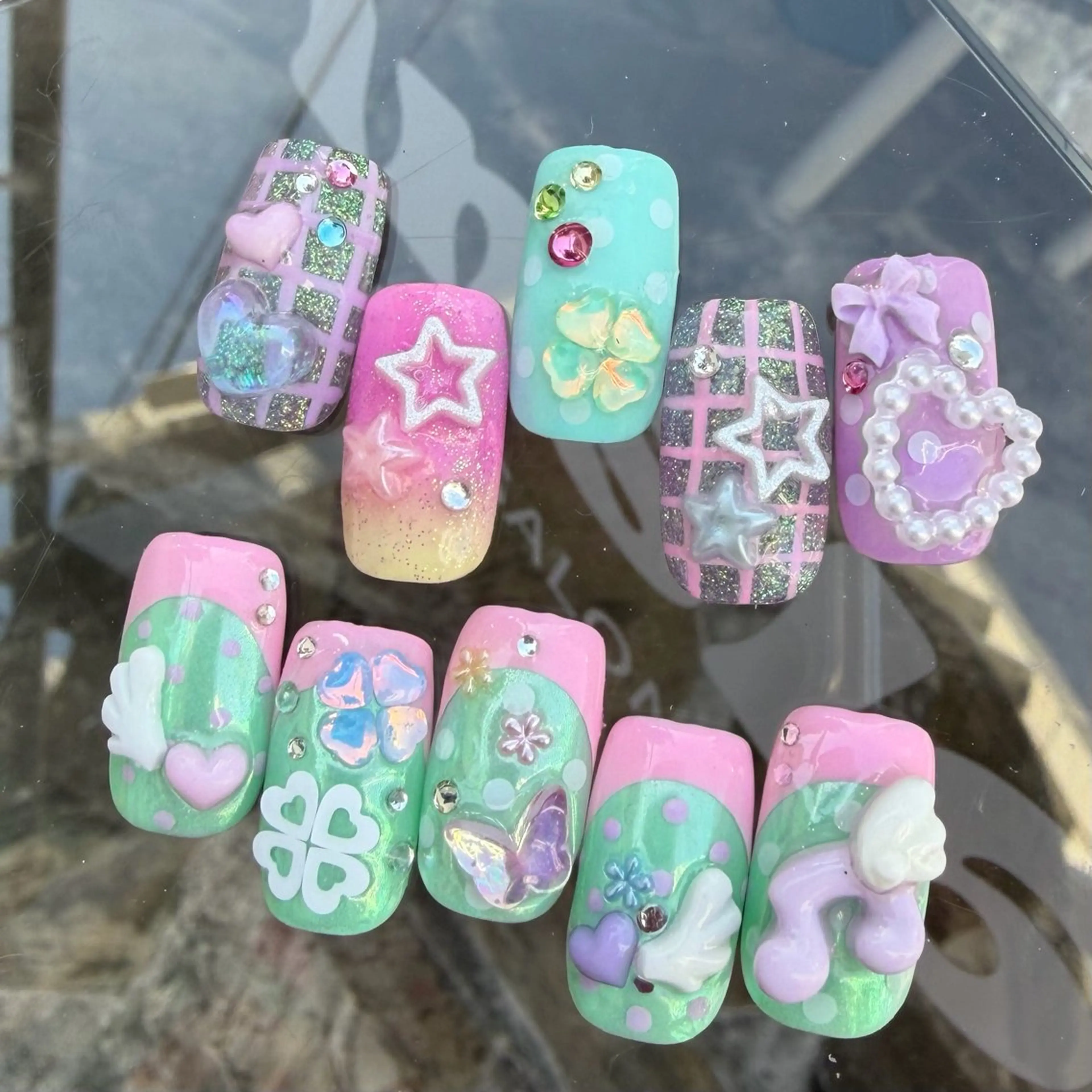 ネイル アートネイル PINS16🩷 YUNOのネイルデザイン