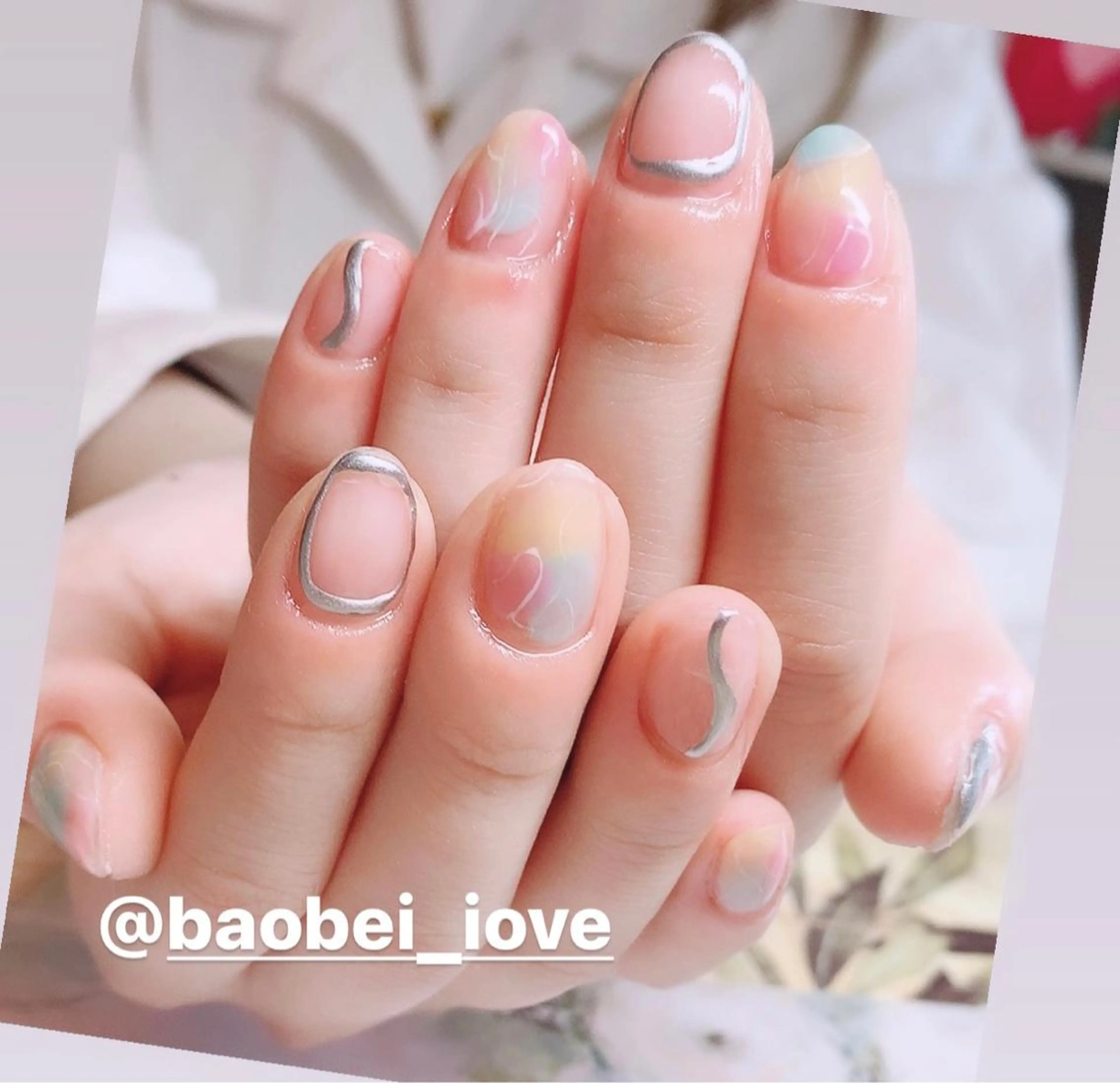 ネイル miu miuのネイルデザイン