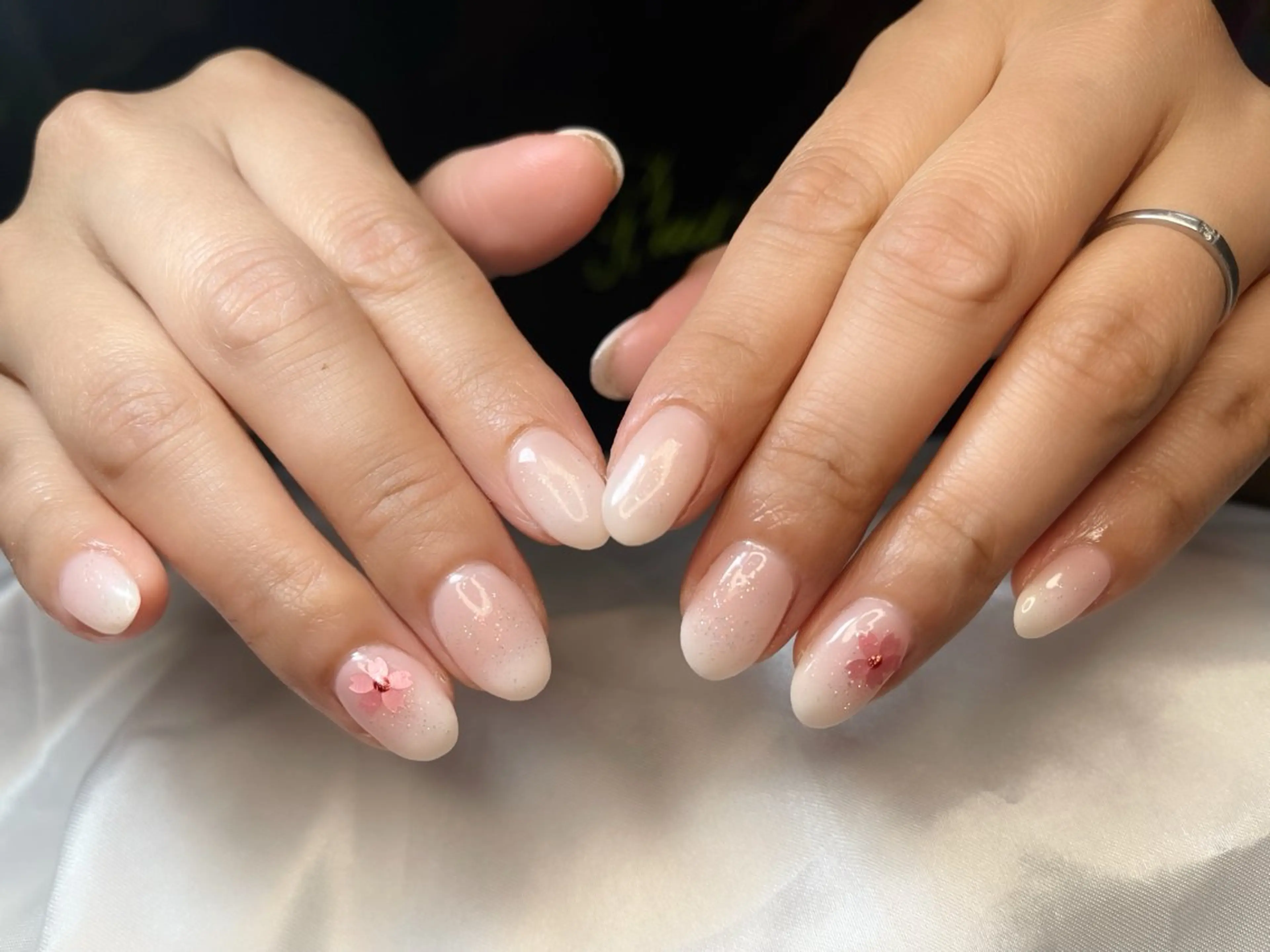 自爪ベイビーブーマーネイル(長さ1センチまで)の写真