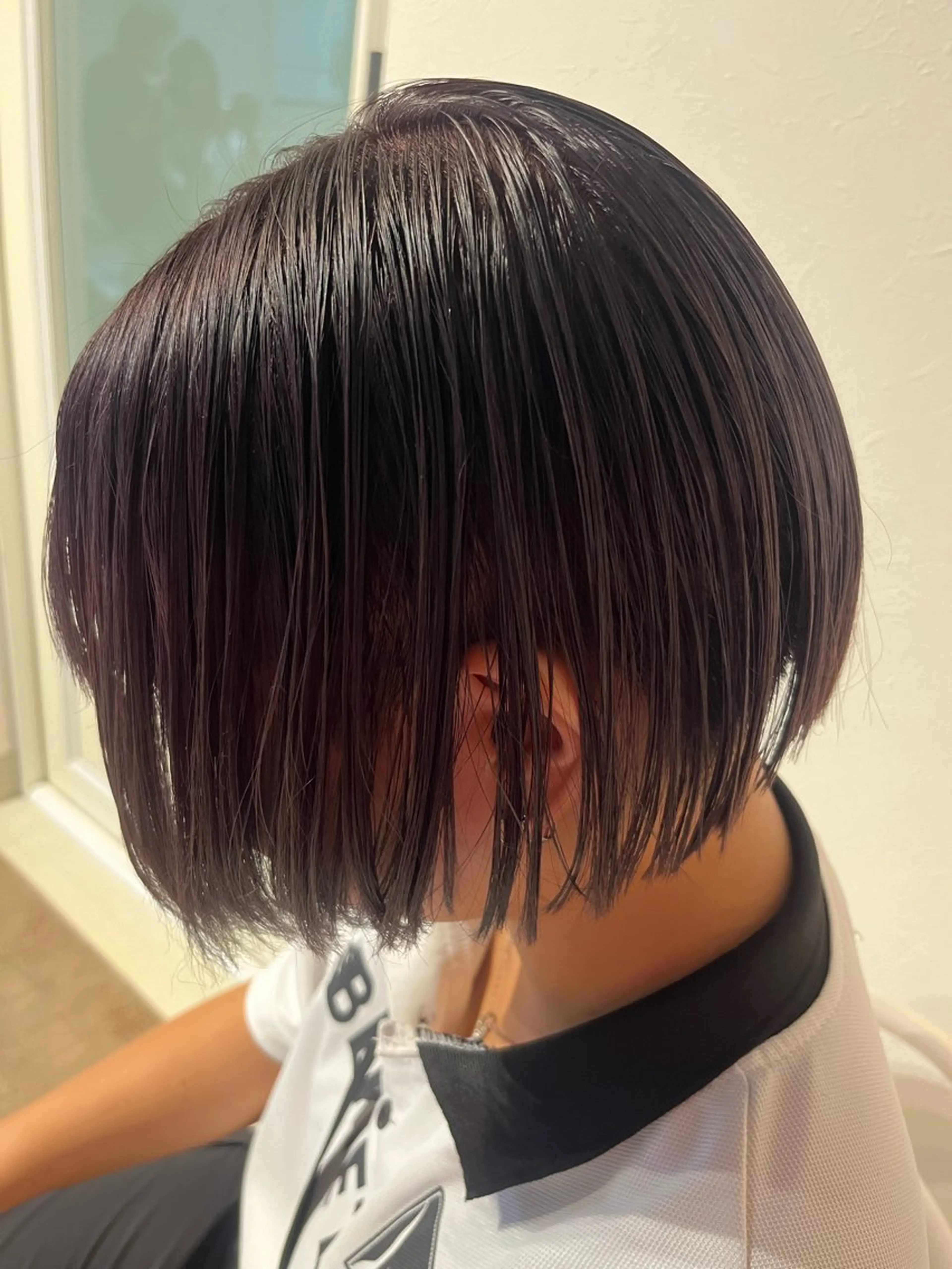 ショート カラー ブリーチ annuy aoiのヘアスタイル