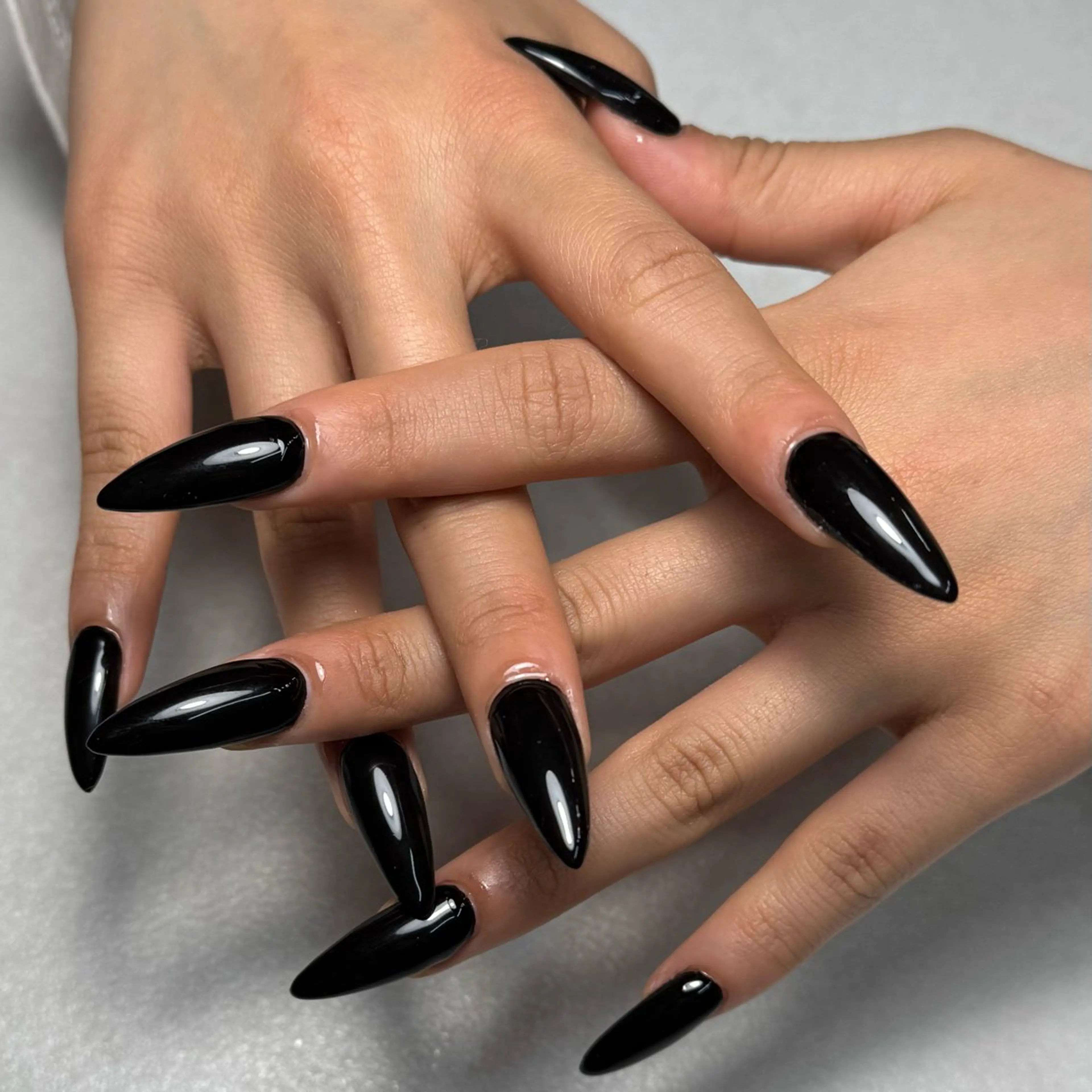 ネイル ハンドネイル 🐈‍⬛ Minamiのネイルデザイン