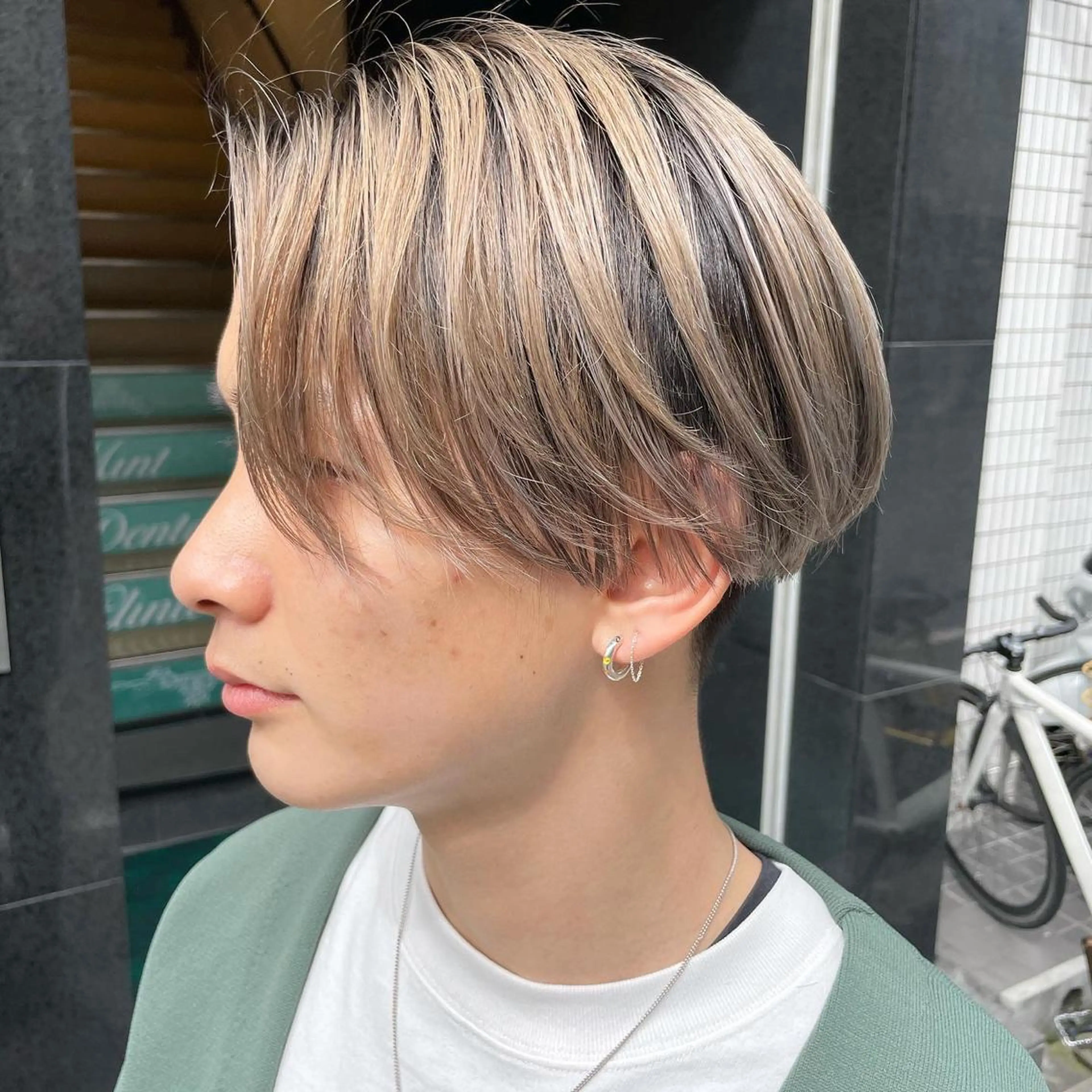 ショート カラー パーマ ヘアアレンジ メンズ キッズ ネイル マツエク・マツパ メンズバレイヤージュ メンズブリーチ センターパート フェードカット メンズハイライト メンズ特化 しゅうへいのヘアスタイル