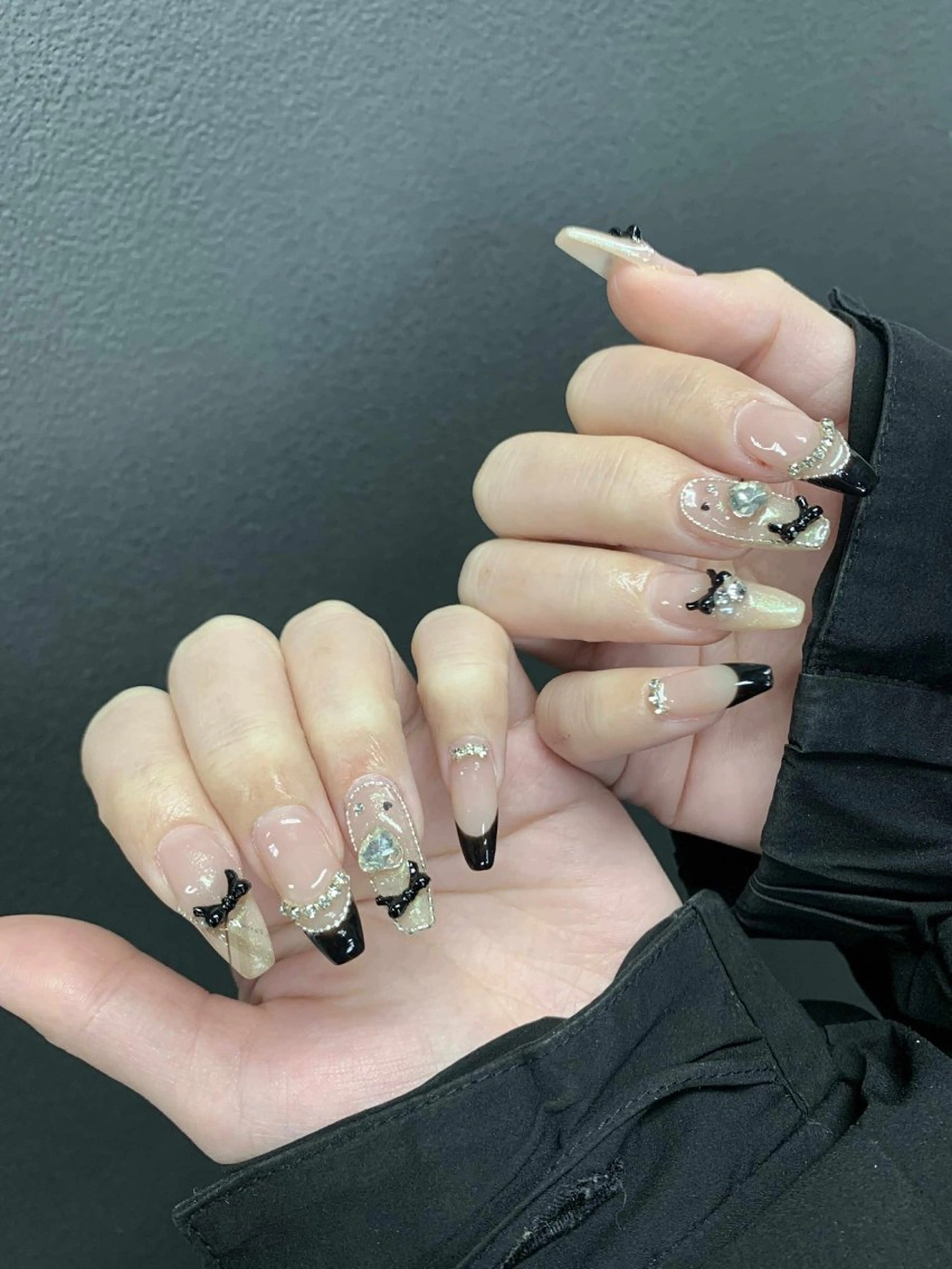 ネイル 韓国ネイル 持ち込み ニュアンスネイル ネイルチップ 冬ネイル LISA ANA.CHUOのネイルデザイン