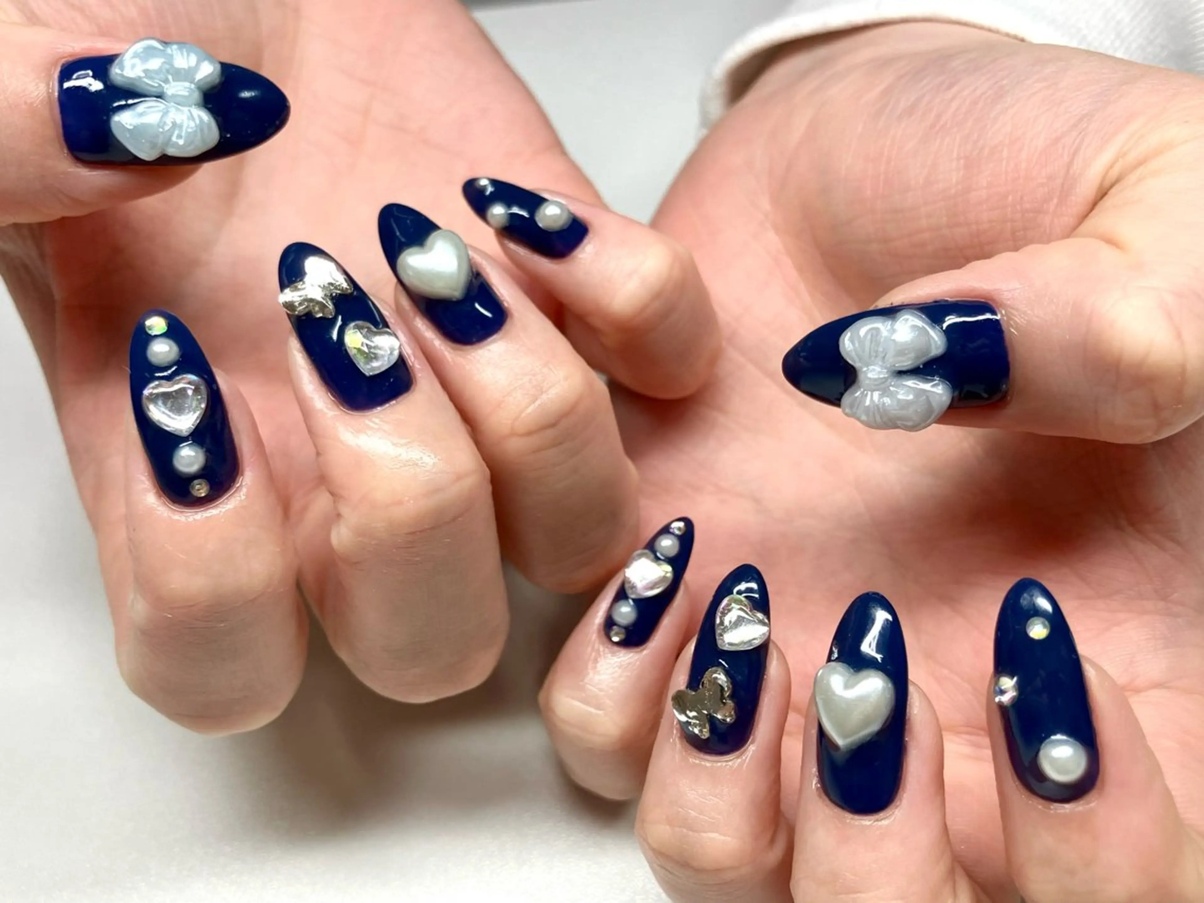 ネイル 持ち込み ハンドネイル 三浦 あかりのネイルデザイン