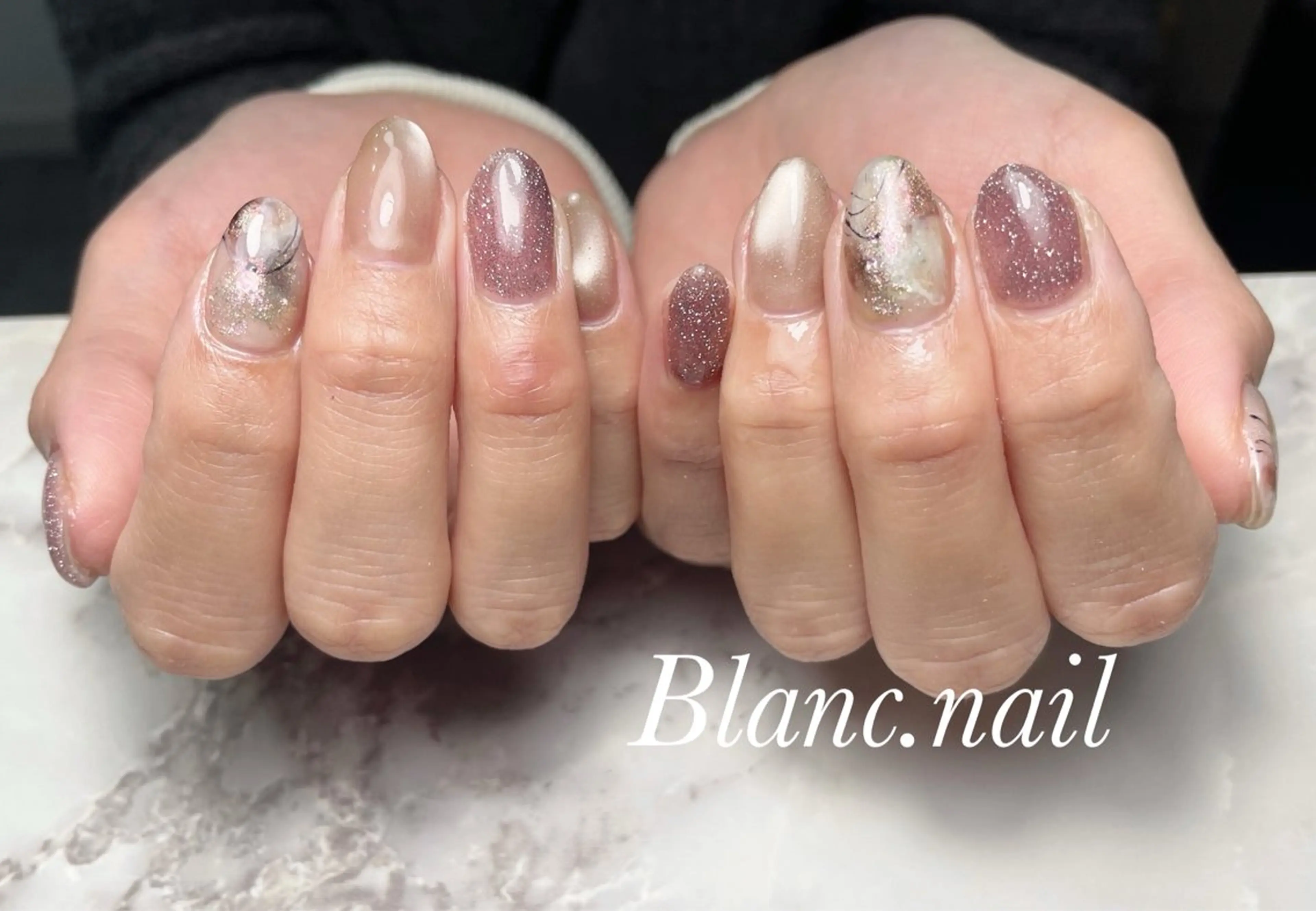 ネイル フラッシュネイル ジェルネイル マグネットネイル ニュアンスネイル パラジェル ハンドネイル BLANC.nail yuuのネイルデザイン