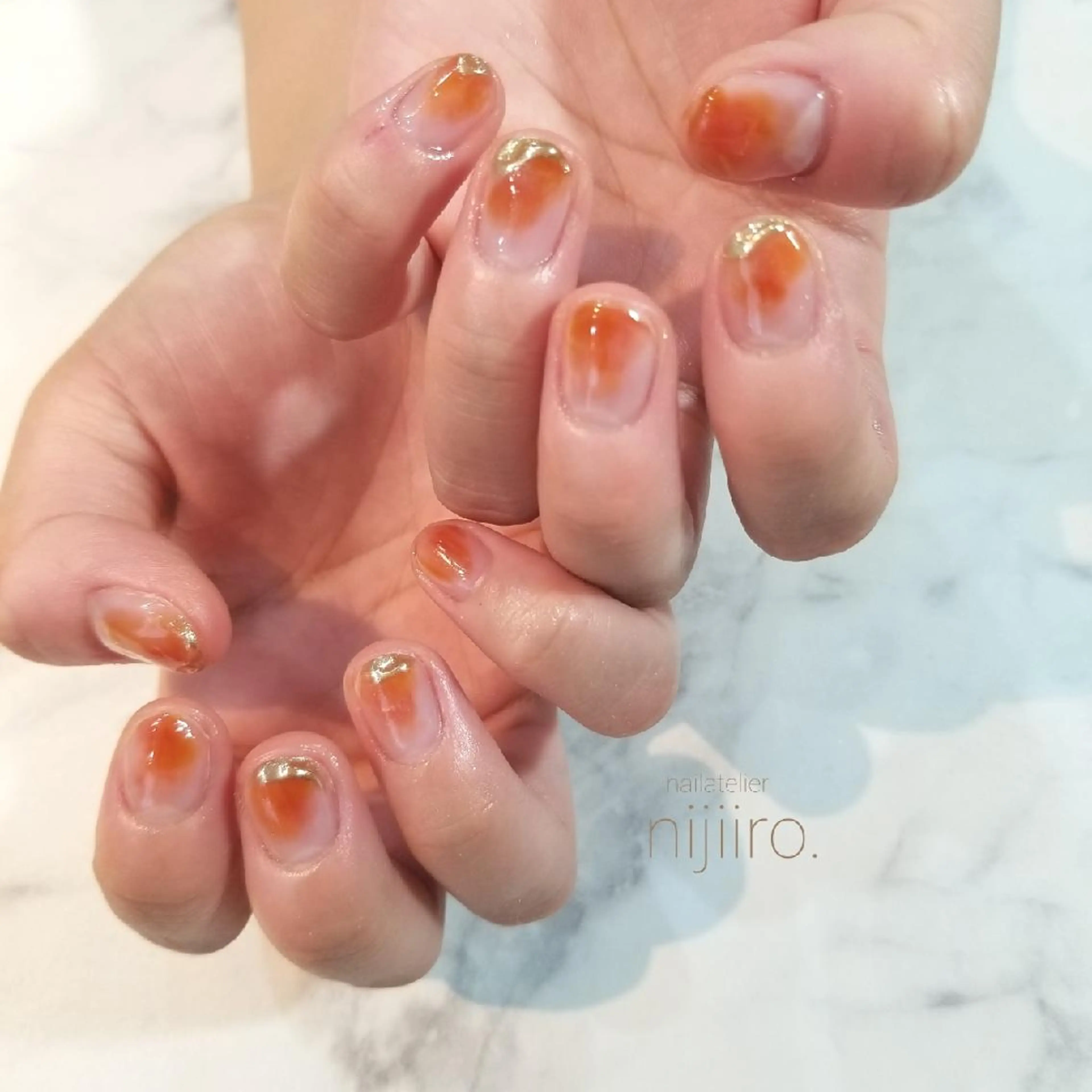 ネイル ミラーネイル ハンドネイル nijiiro🌈 サトウのネイルデザイン