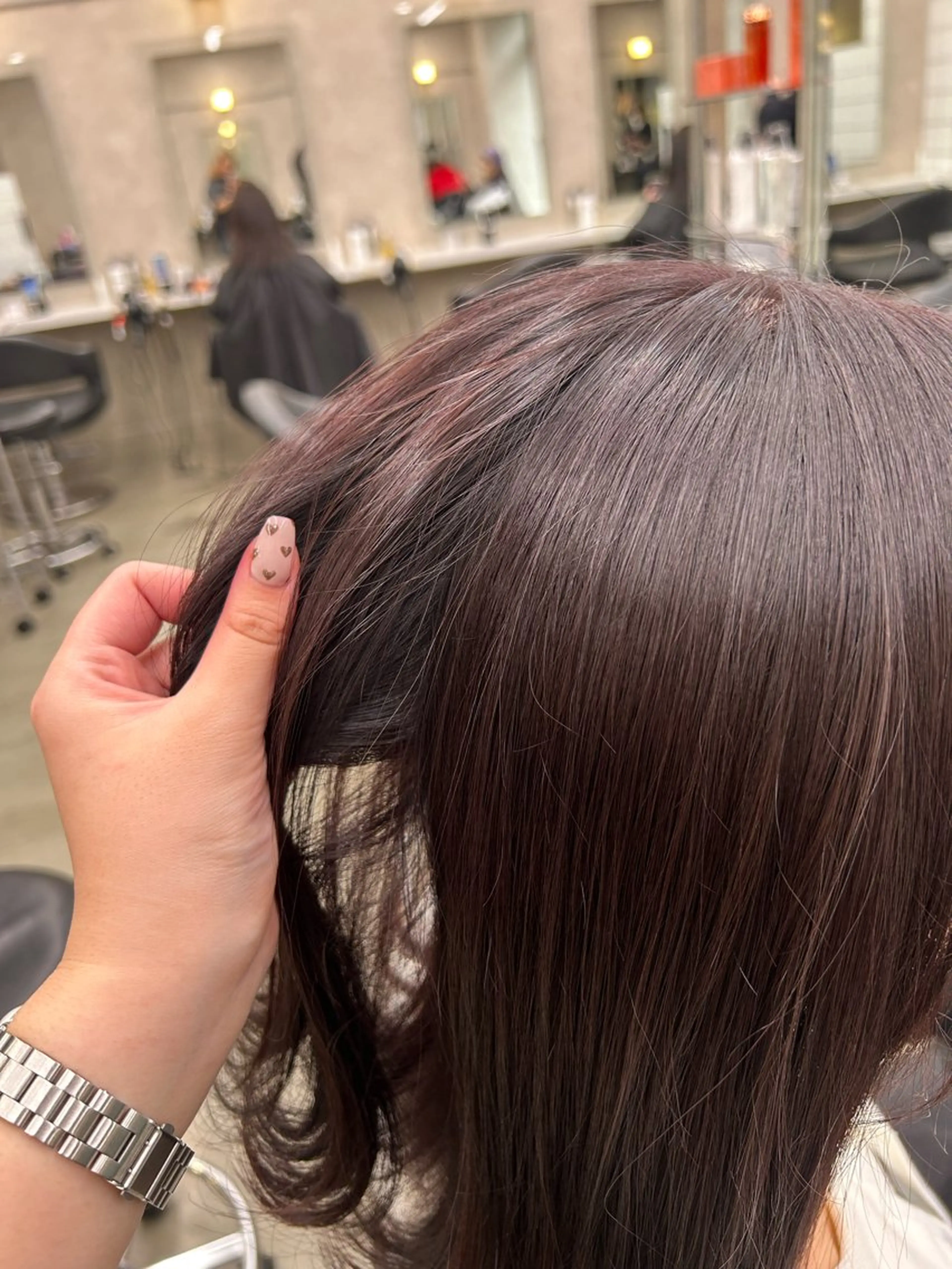 カラー 透明感ベージュ🤎 ナチュラルレイヤーのヘアスタイル