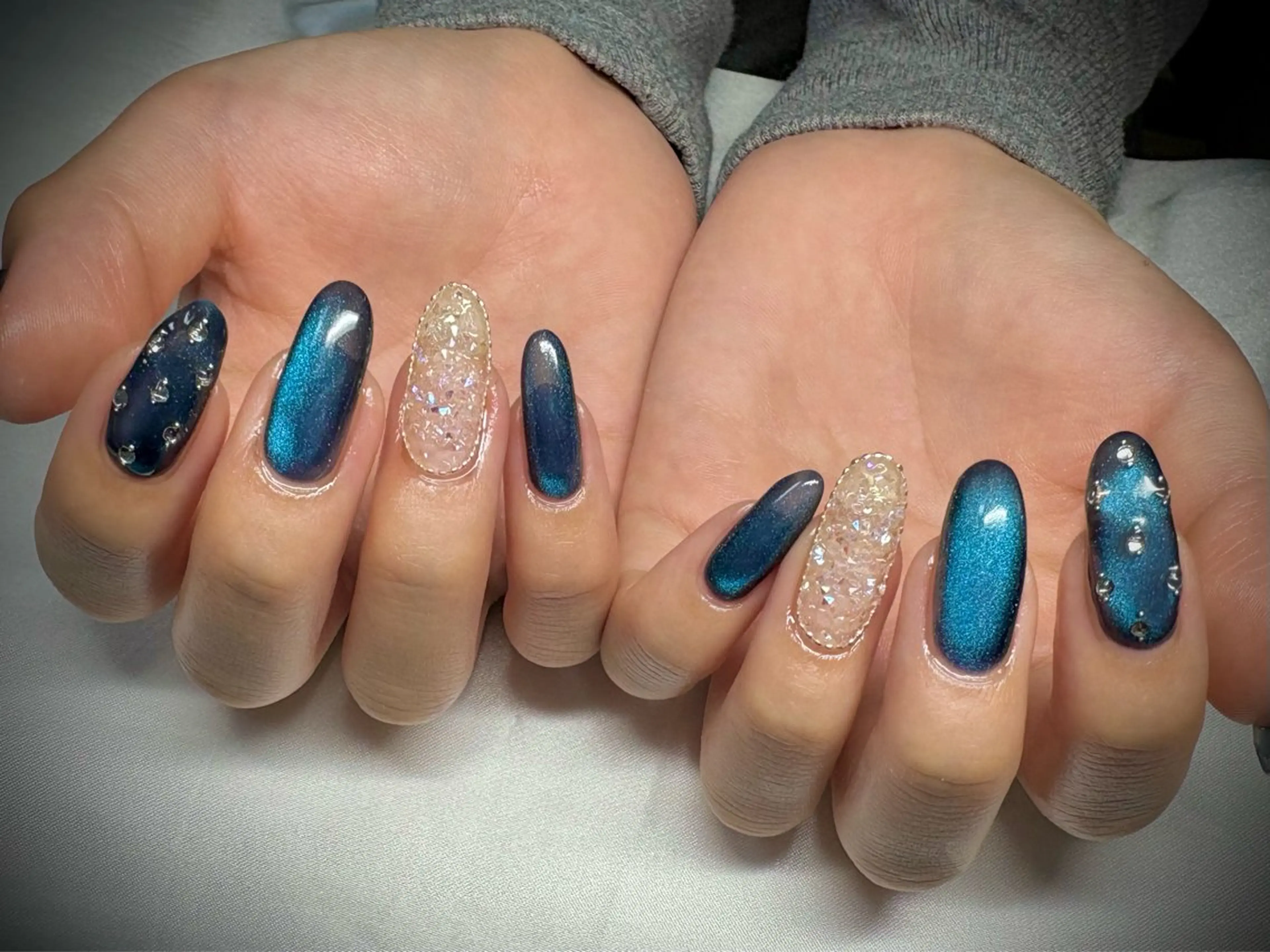 ネイル マグネットネイル ハンドネイル Nail salon Cielel⟡Ayaのネイルデザイン