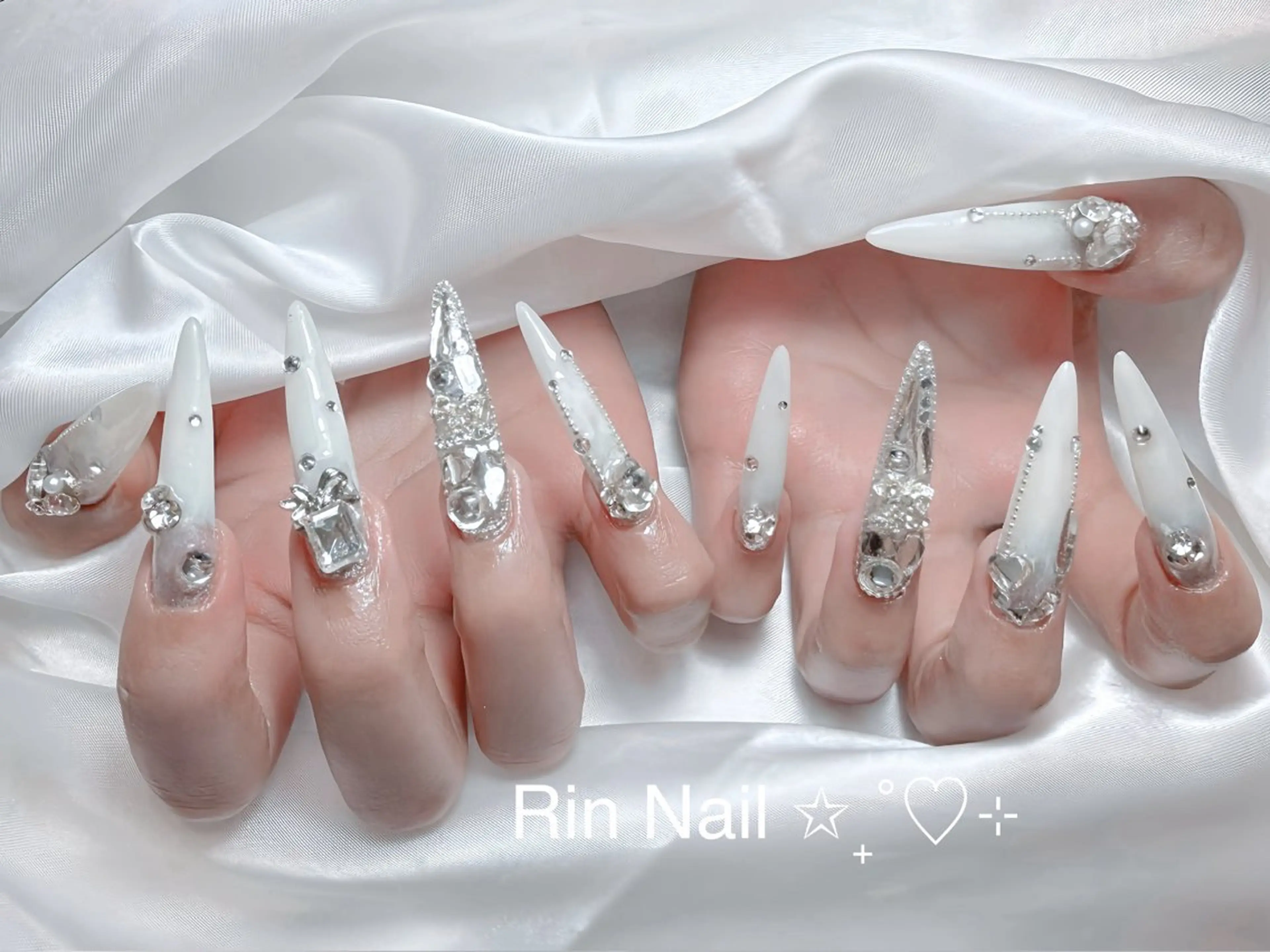 ネイル チークネイル フラッシュネイル フラワーネイル フットネイル ジェルネイル ハンドネイル Rin Nail Shinokuboのネイルデザイン
