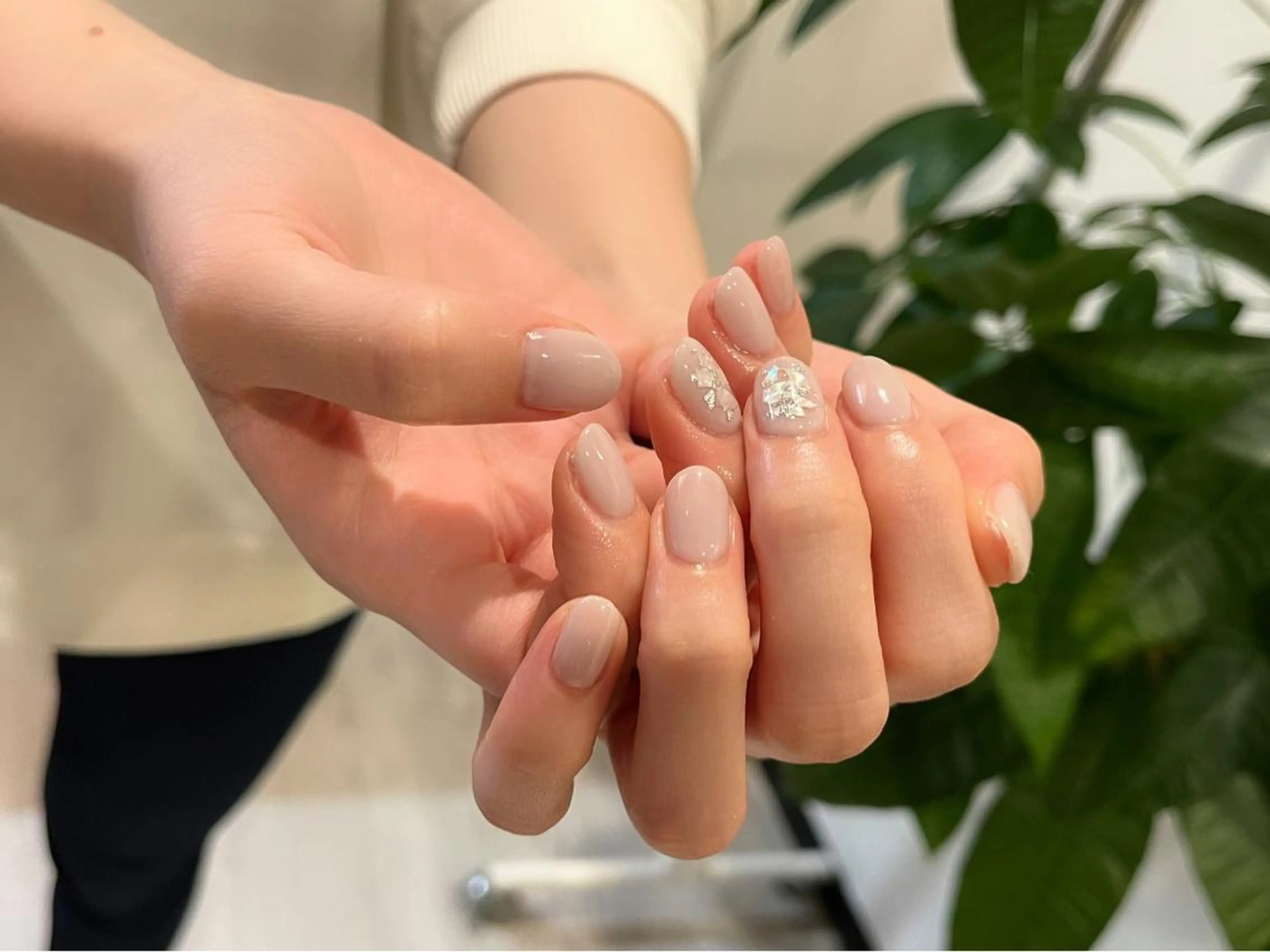 ネイル ハンドネイル Protea ❁⃘*.ﾟ清家 美穂のネイルデザイン