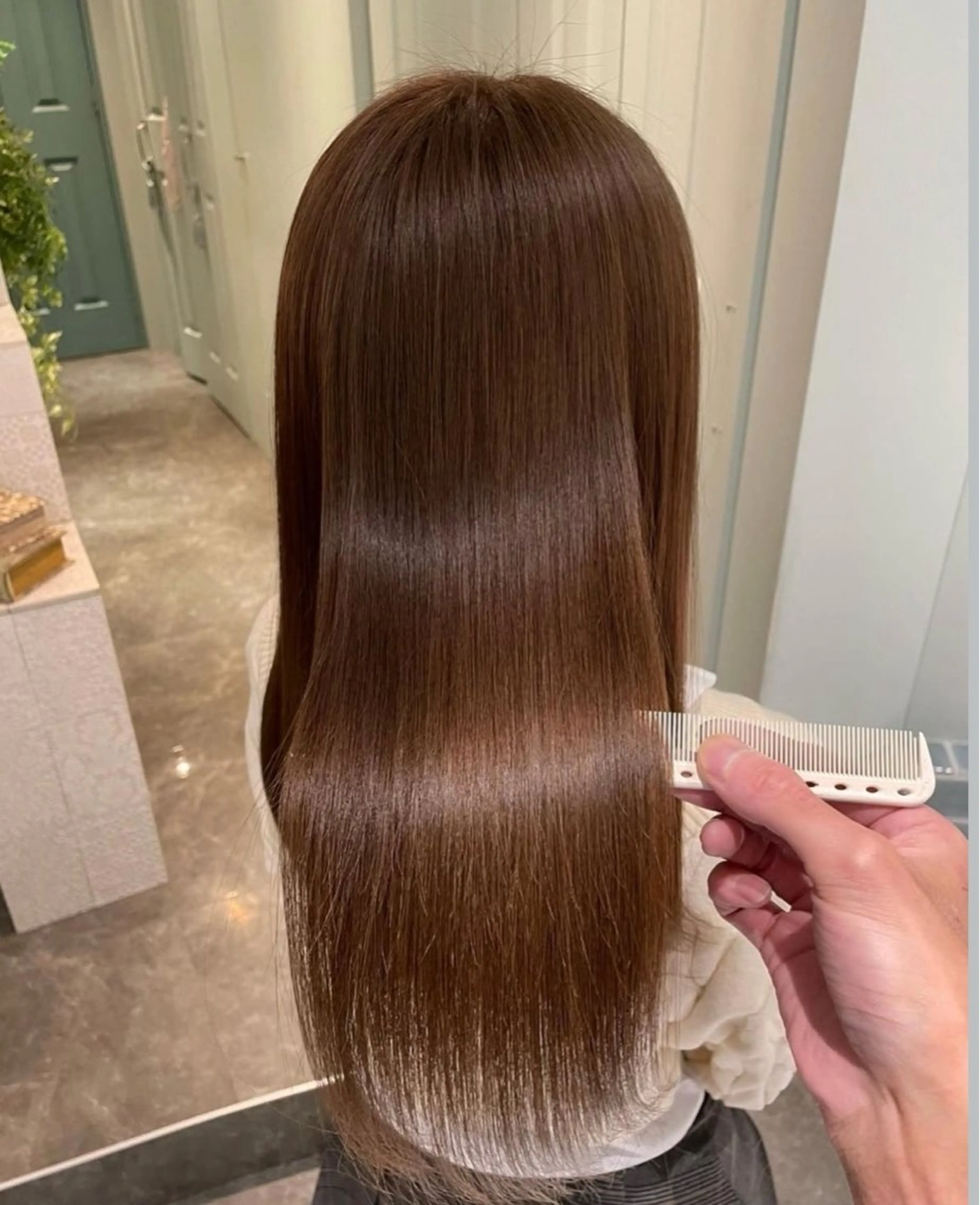 ロング カラー ヘアカラー トリートメント 堀 愛翔のヘアスタイル