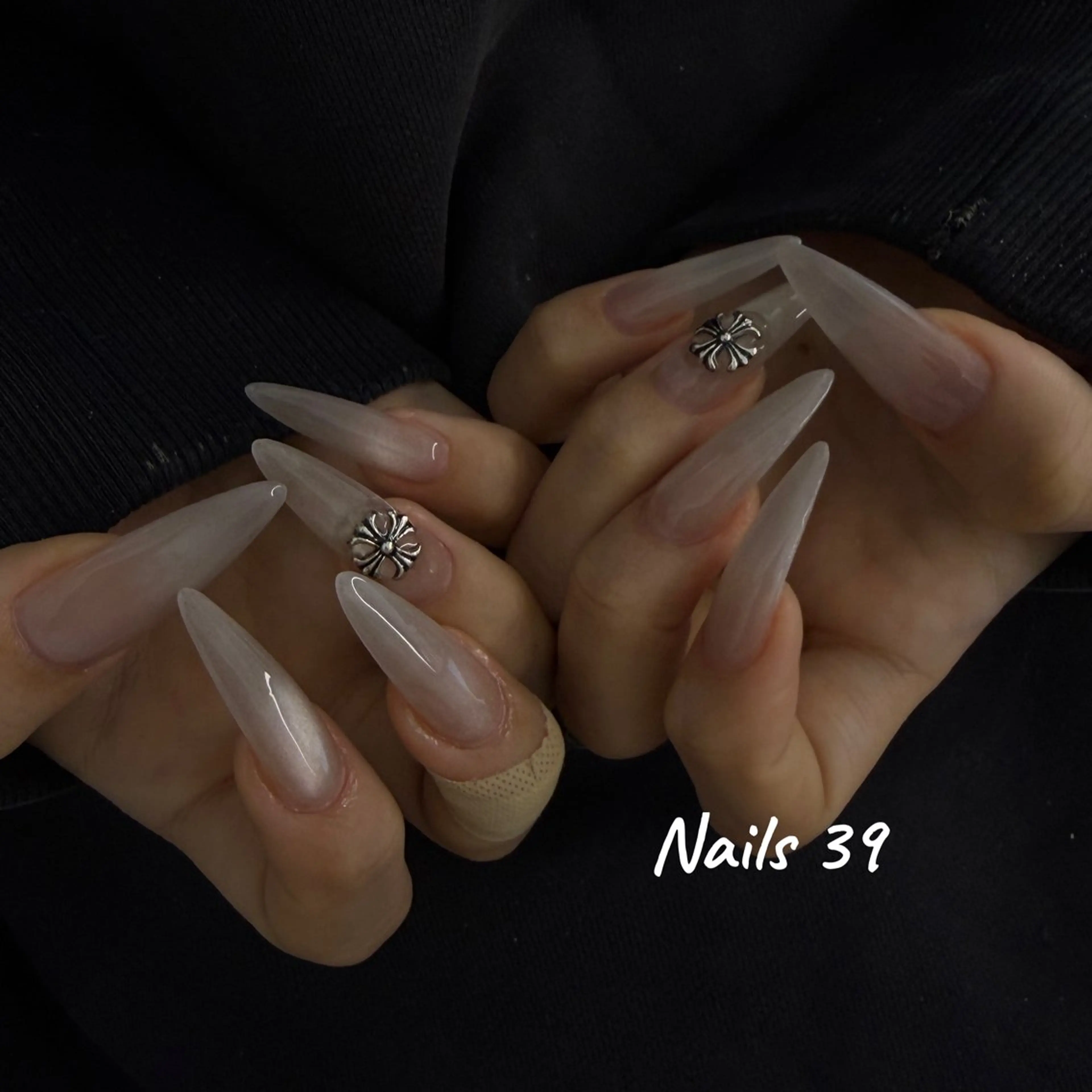 ネイル Nails 39のネイルデザイン