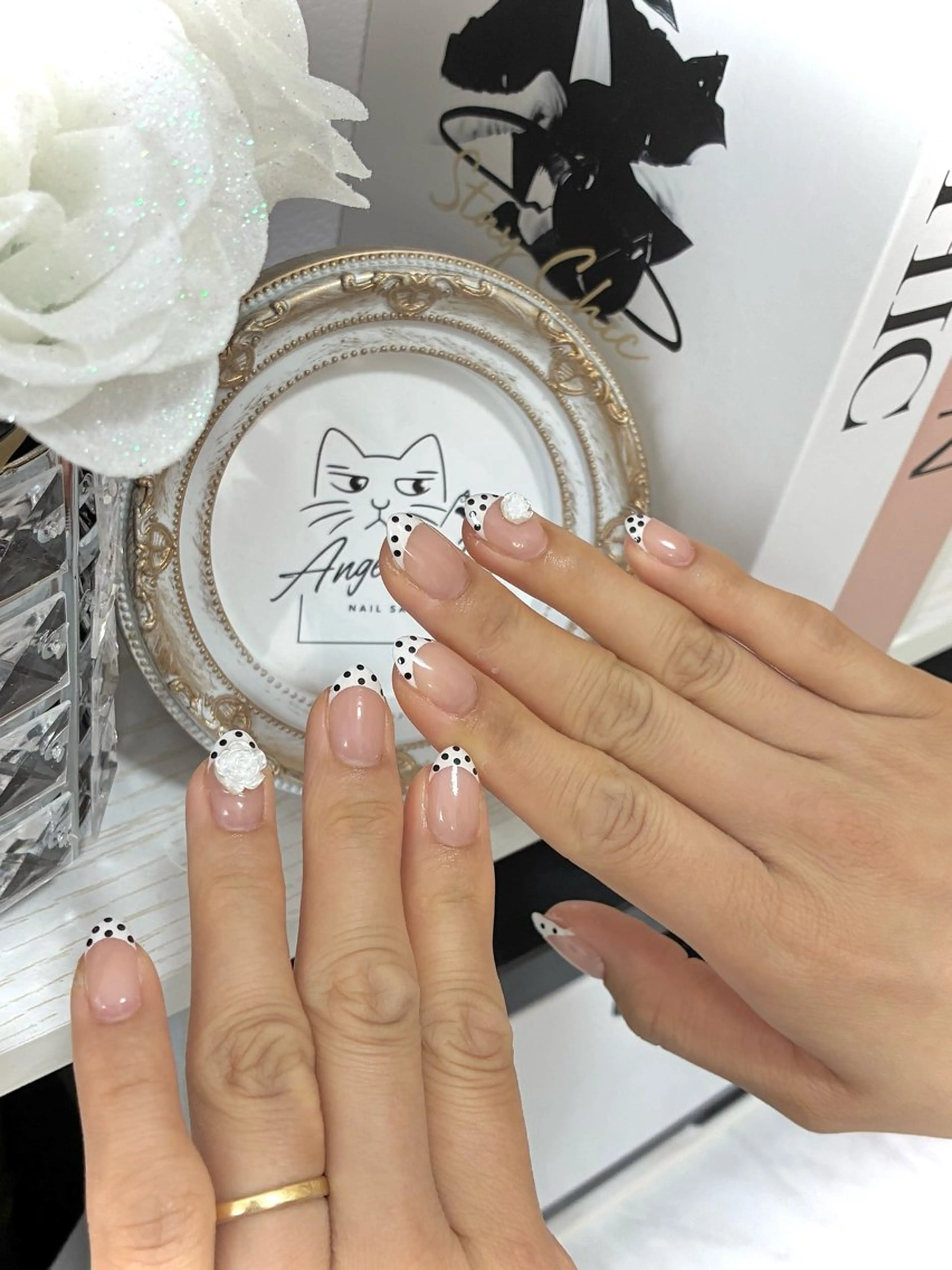 ネイル ハンドネイル Angel tailのネイルデザイン