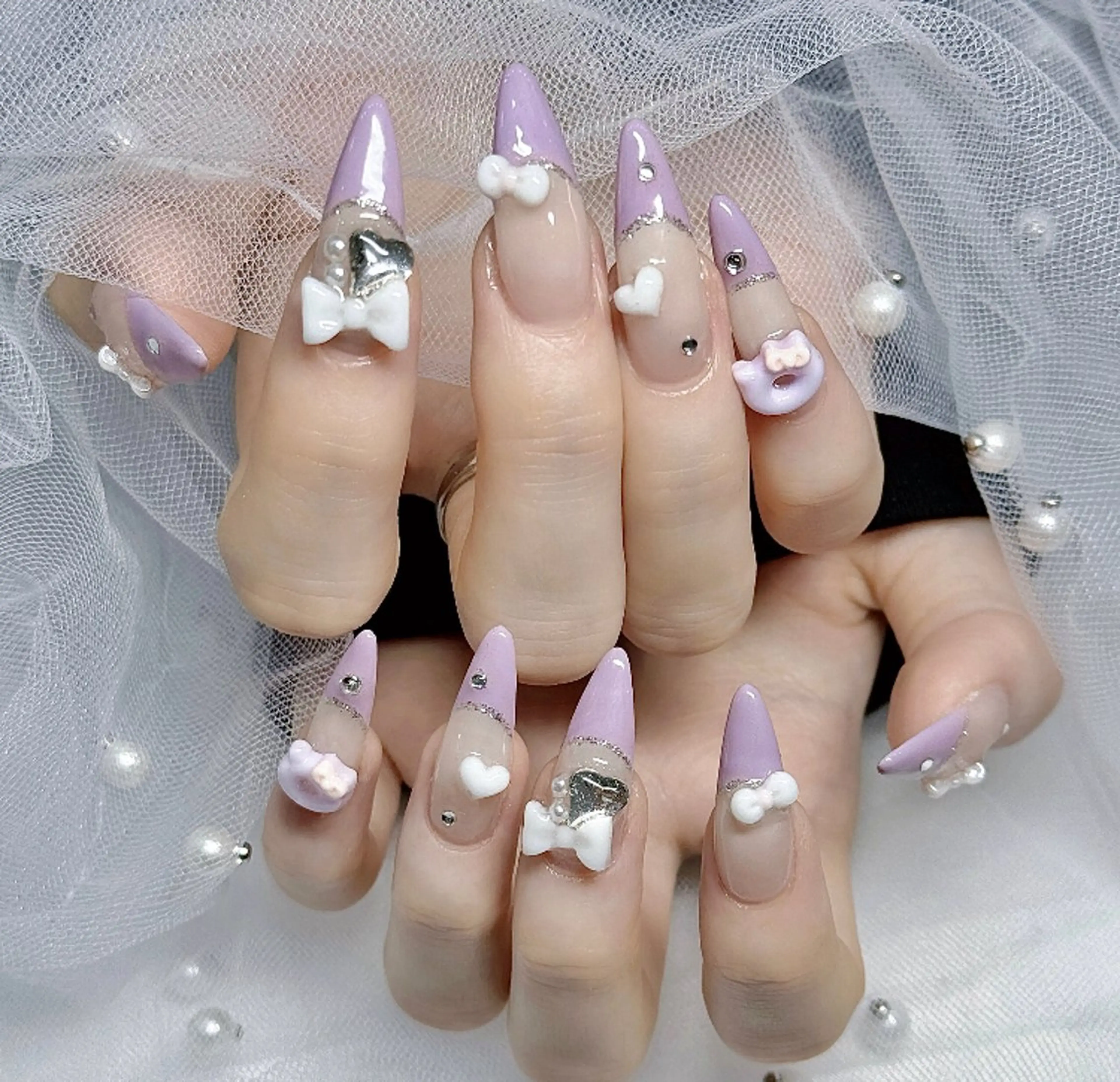 ネイル 長さ出し フレンチネイル 韓国ネイル レース マグネットネイル ハンドネイル 波 なみのネイルデザイン