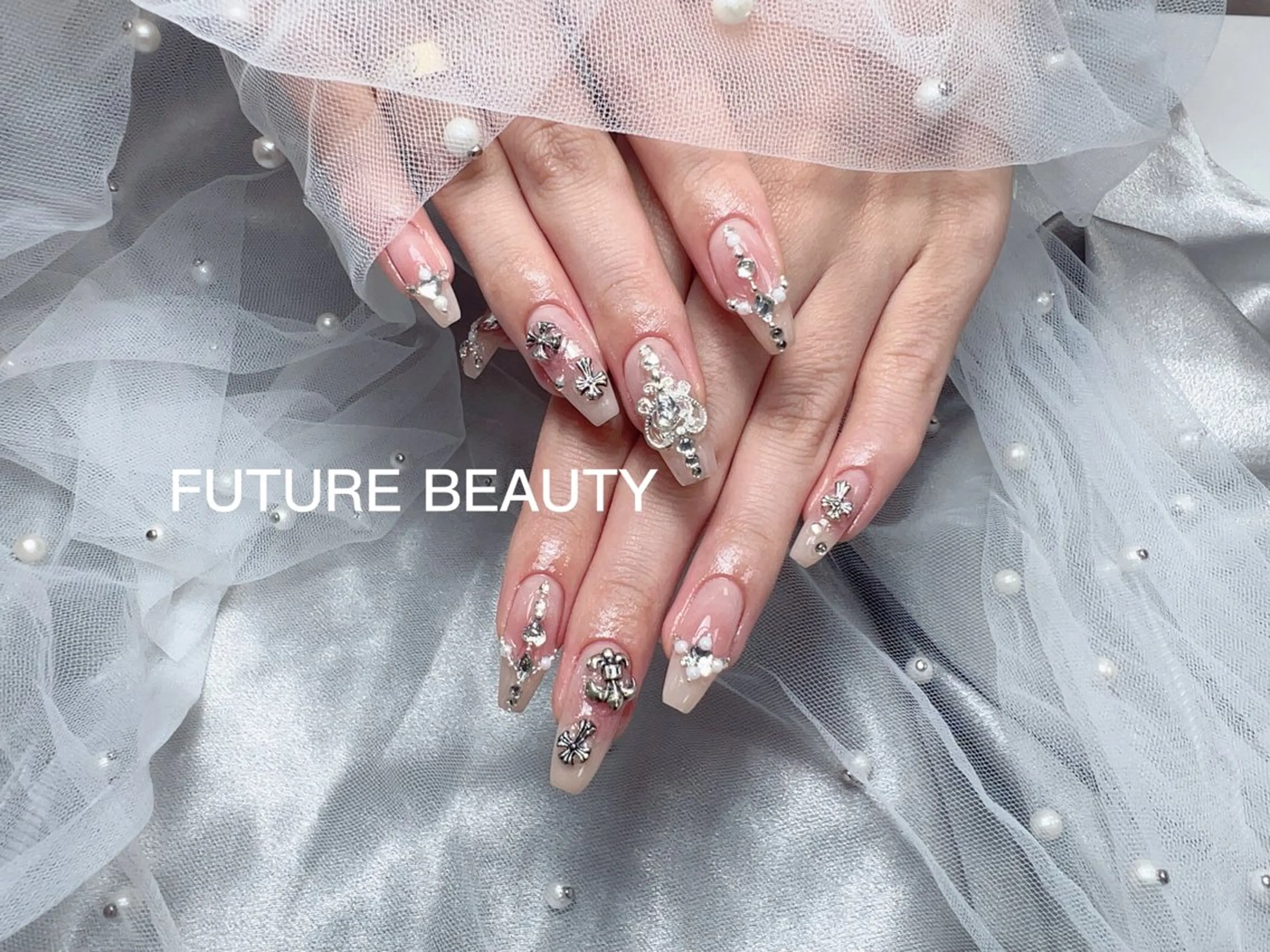 ネイル ハンドネイル FUTURE BEAUTYのネイルデザイン
