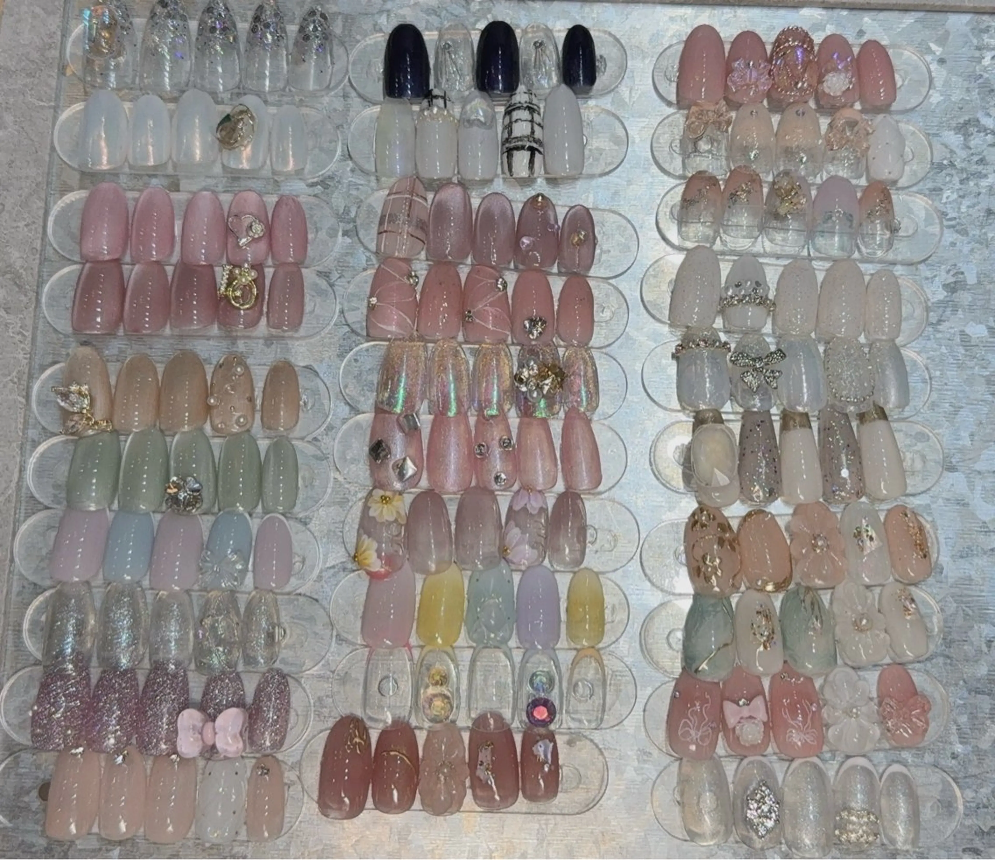 ネイル NailSalon✨ Écrinエクランのネイルデザイン