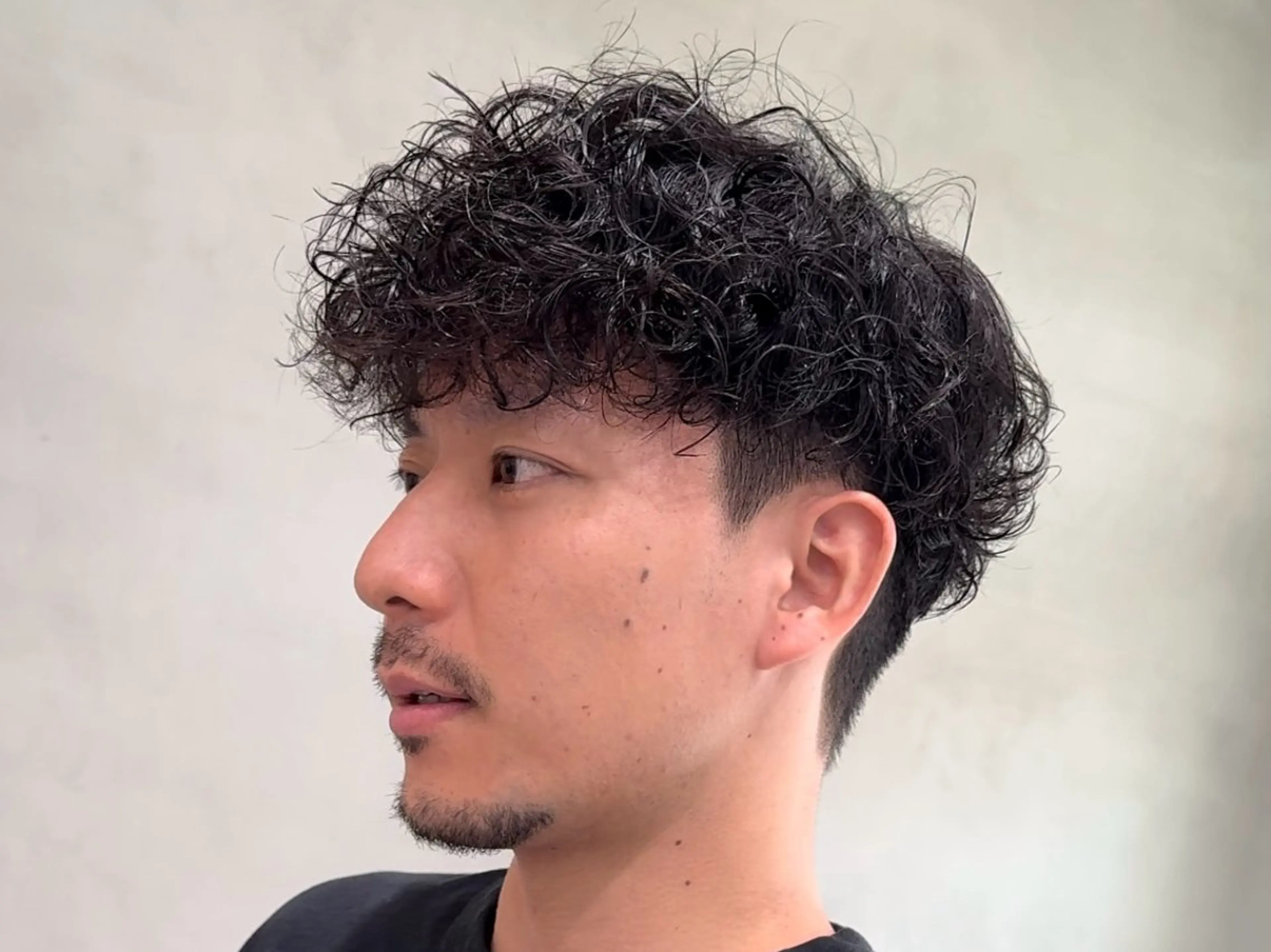 パーマ メンズ カット パーマ fifth 安次富　泰雅のヘアスタイル