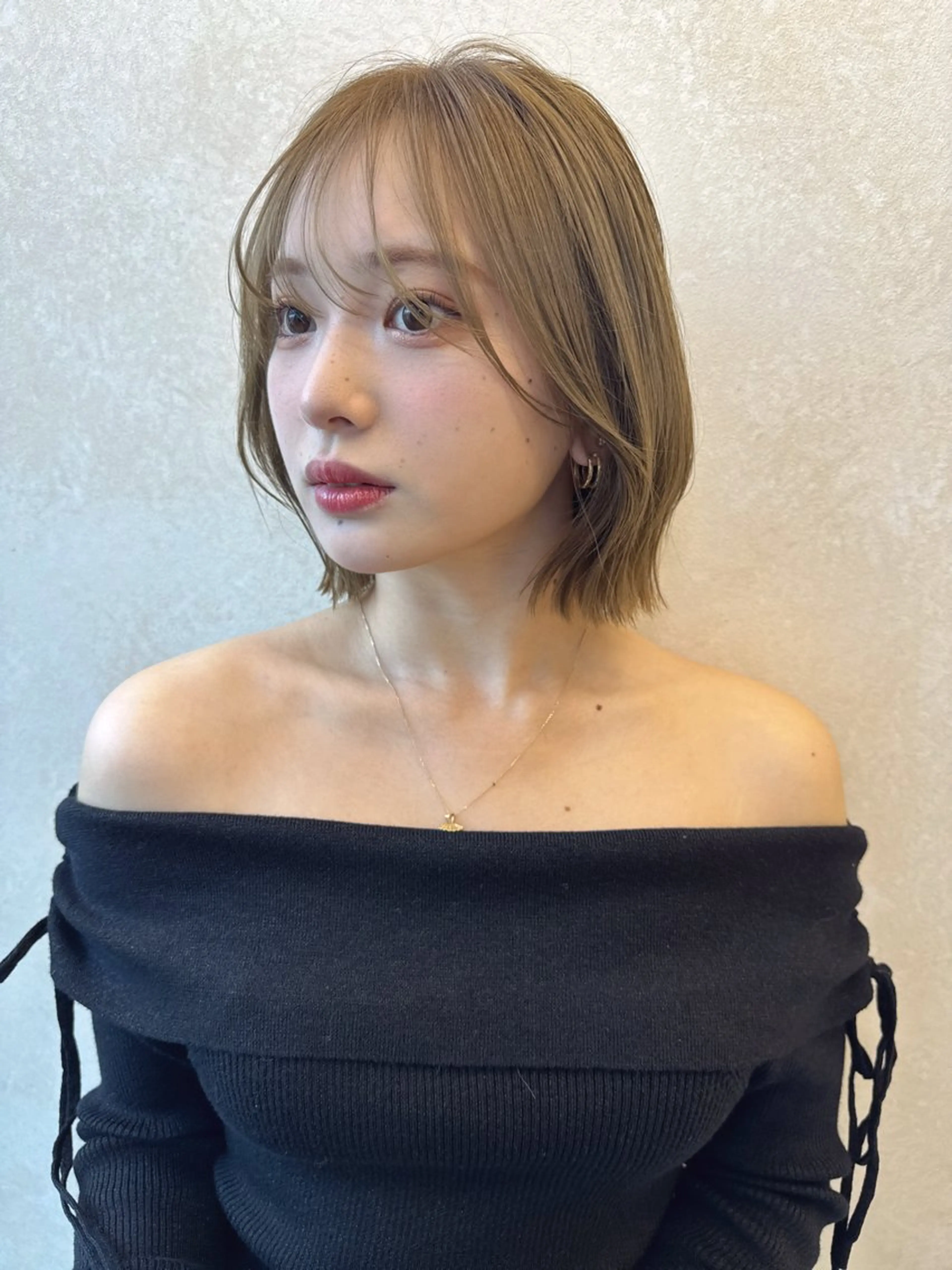 ミディアム ボブ くびれヘア 期間限定無料カット まつきのヘアスタイル