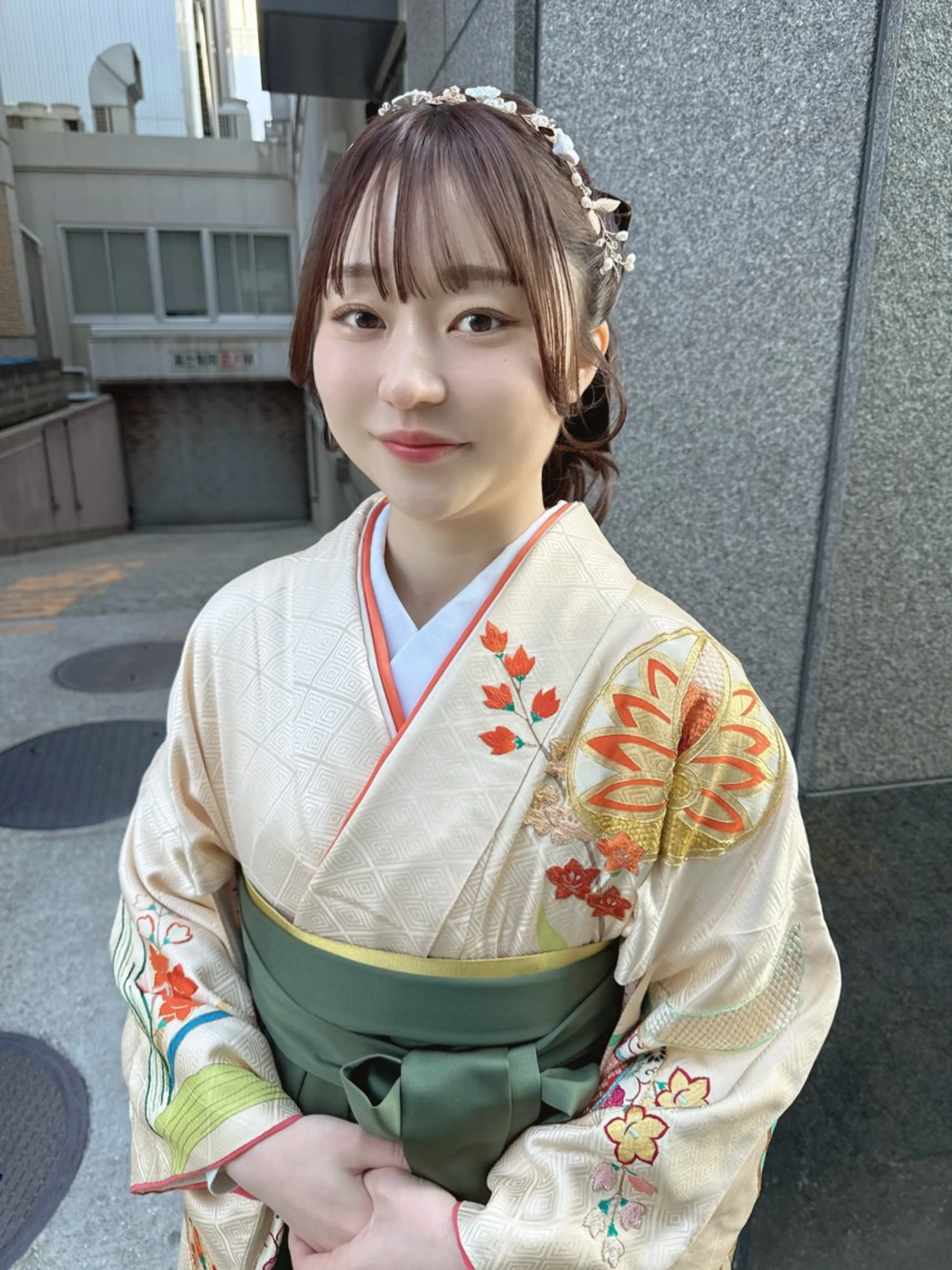 セミロング ヘアアレンジ 卒業式のヘアスタイル 着付け 透明感カラー🫧ヘア セット🫧松本菜月の眉毛・アイブロウイメージ