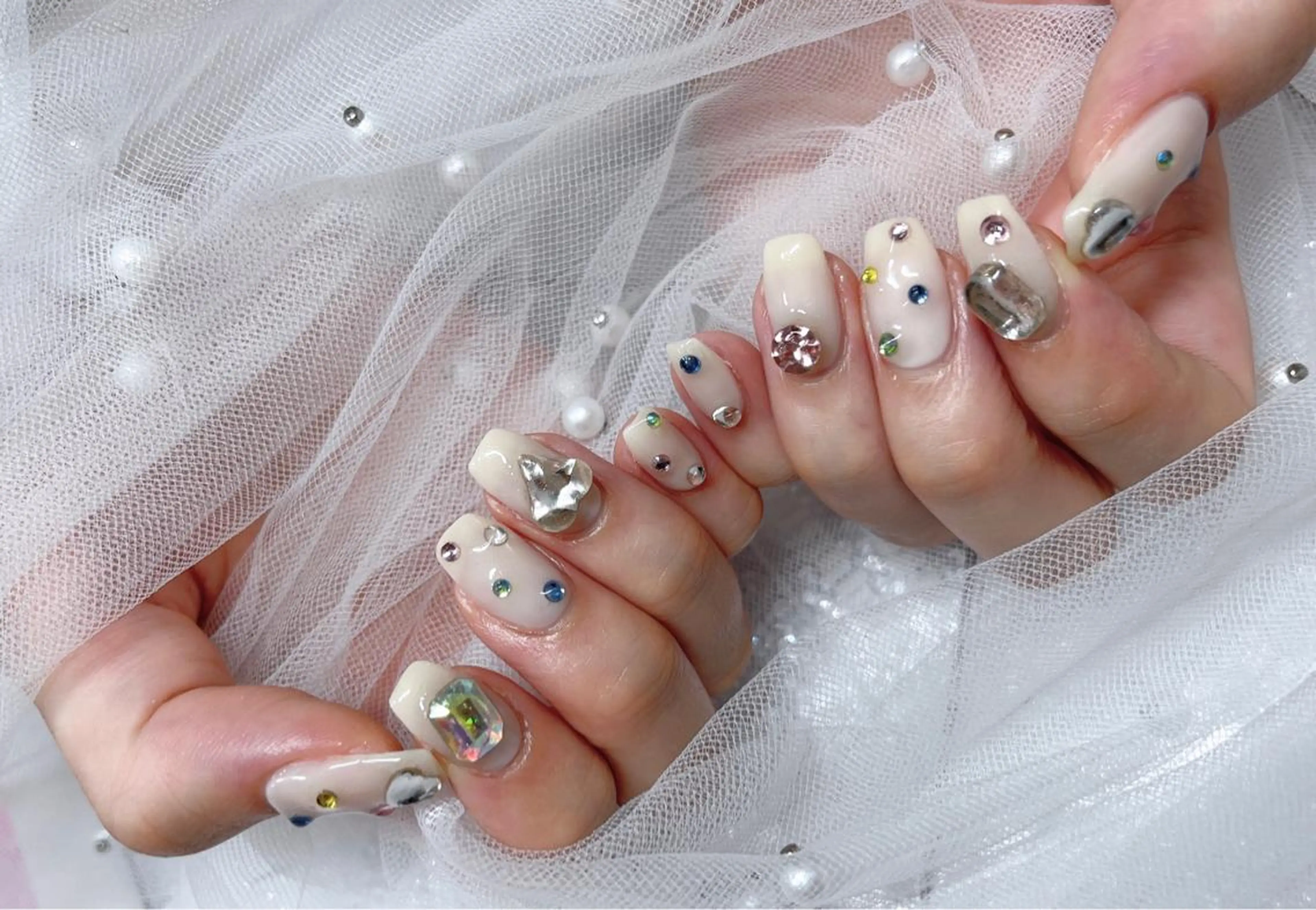 ネイル ハンドネイル COCO ネイルのネイルデザイン