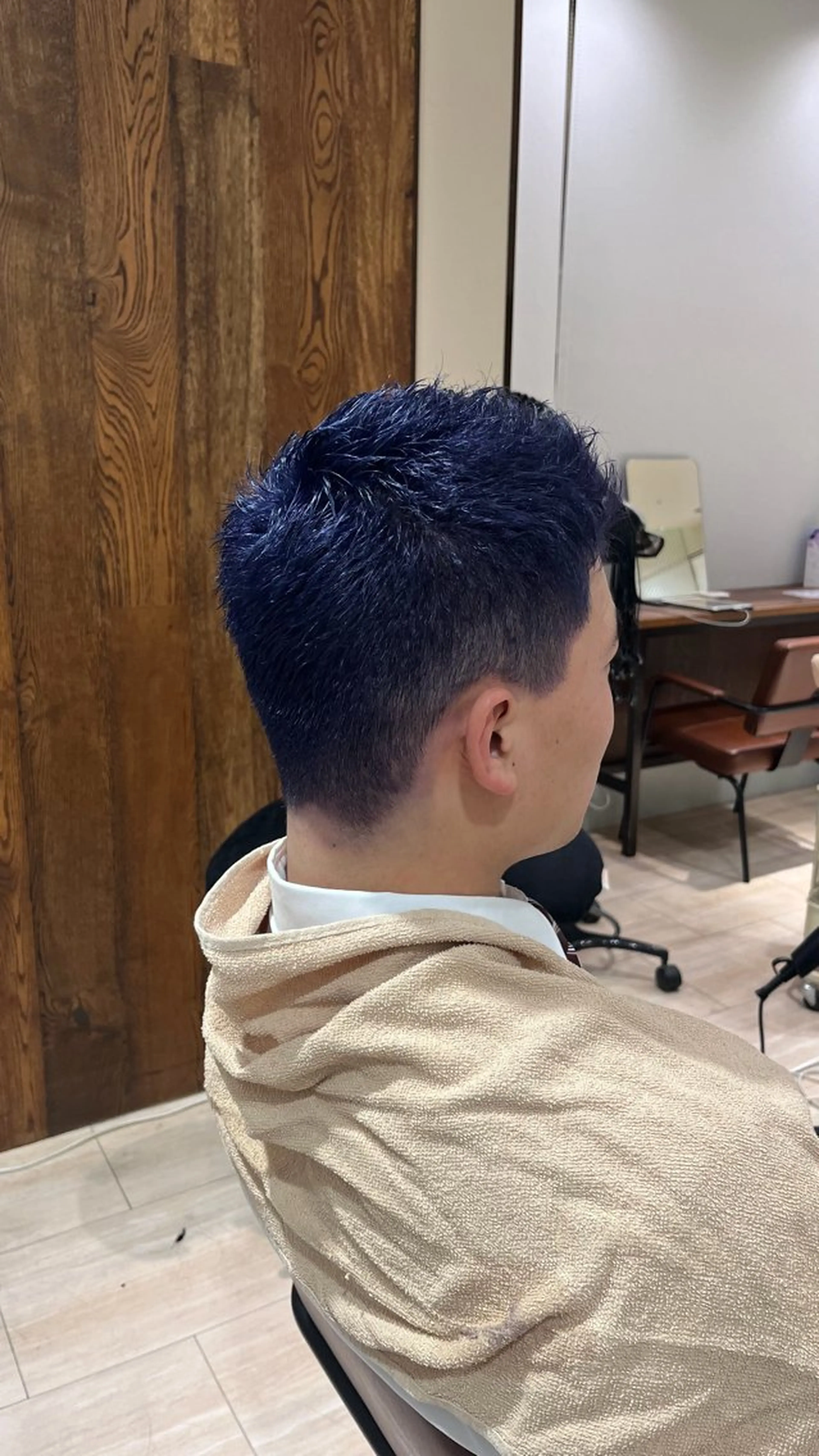 ショート 透明感カラー/レイヤ ー/ボブ/宮下知也のヘアスタイル