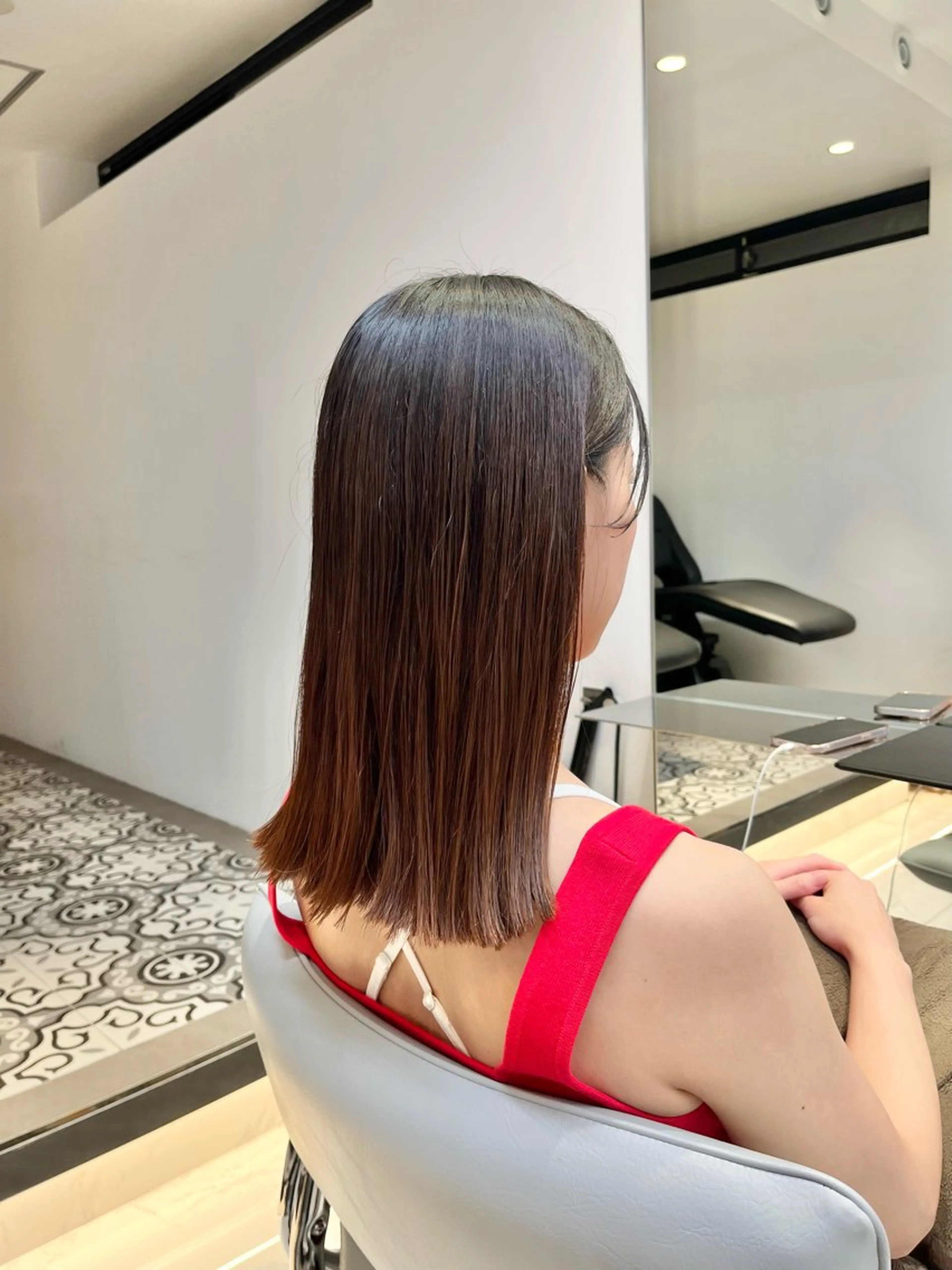 ミディアム 切りっぱなしボブ ボブ メンズ眉毛サロン⚪️ マユクリア名古屋栄店の眉毛・アイブロウイメージ