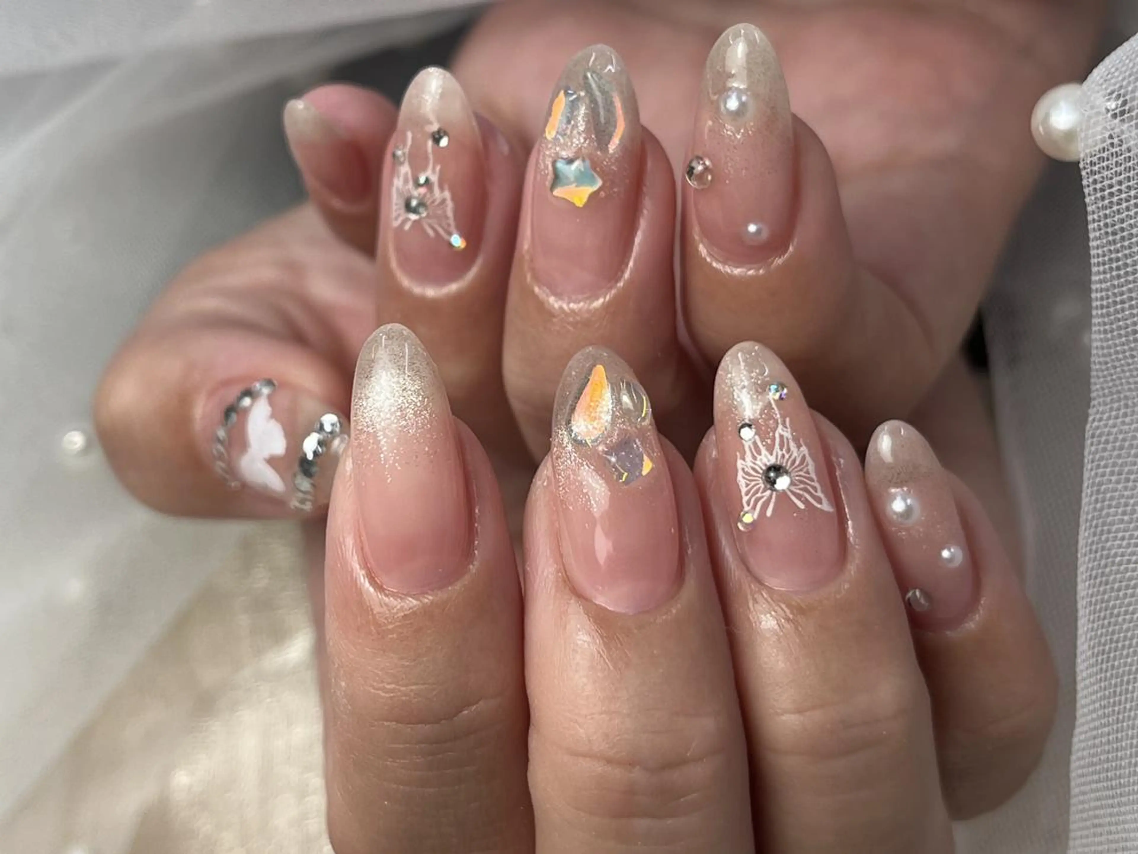 ネイル シンプルネイル ストーンネイル ハンドネイル ToliyDeliy Nail Salonのネイルデザイン