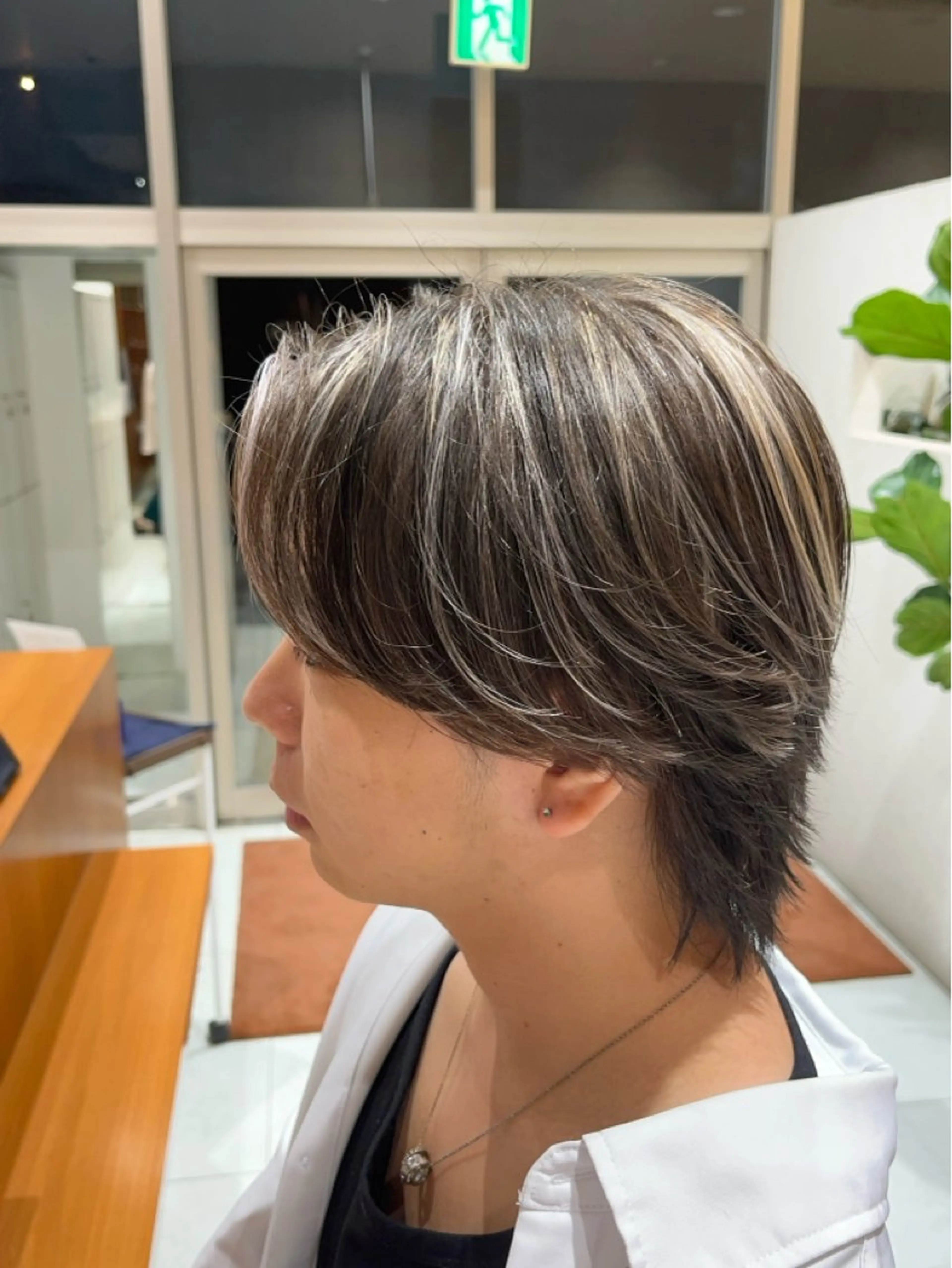 ショート カラー メンズ デザインカラー 神田 開飛のヘアスタイル