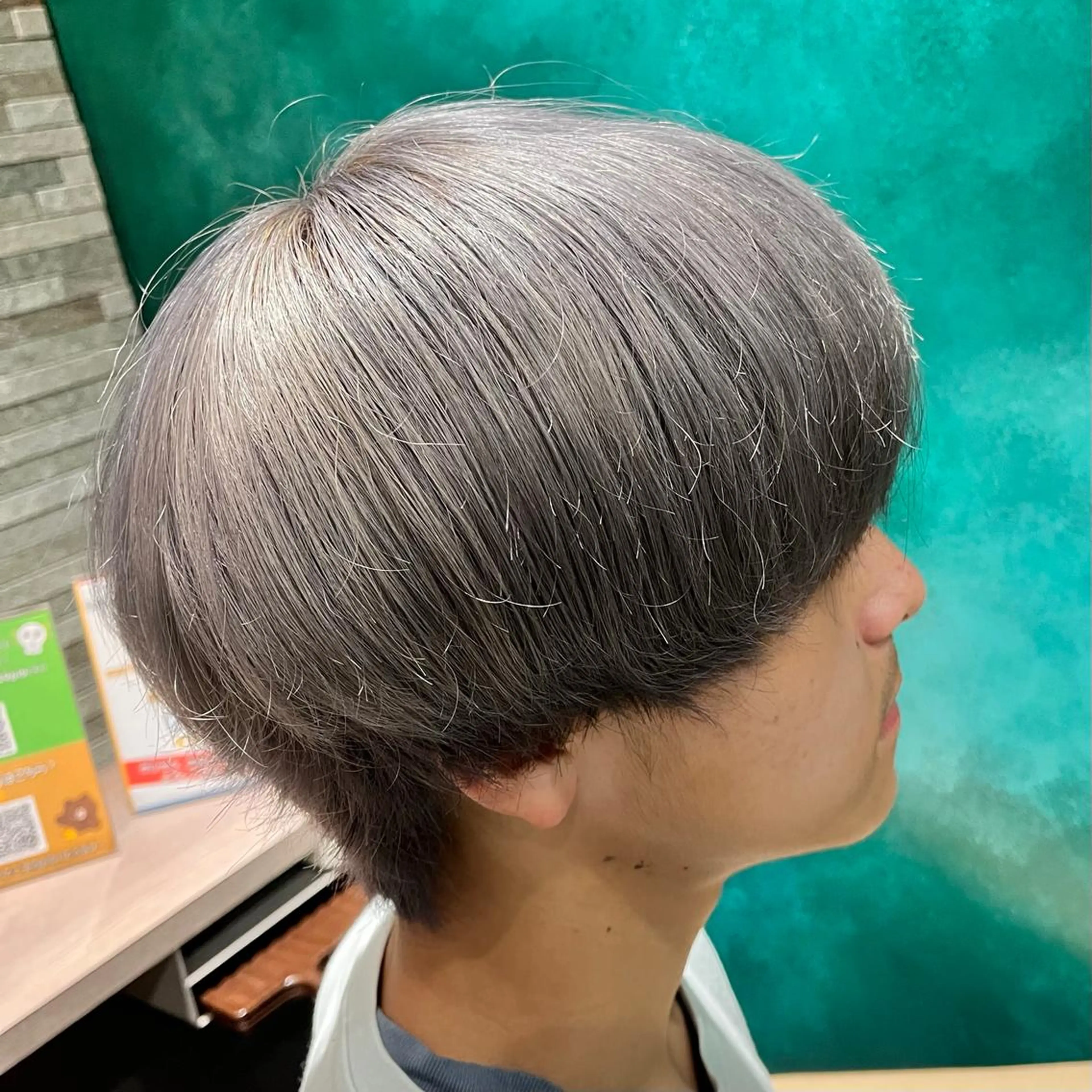 カラー メンズ メンズブリーチ ブリーチ シルバー カット ヘアカラー トリートメント 西林麗雄4月 空きあります！のヘアスタイル