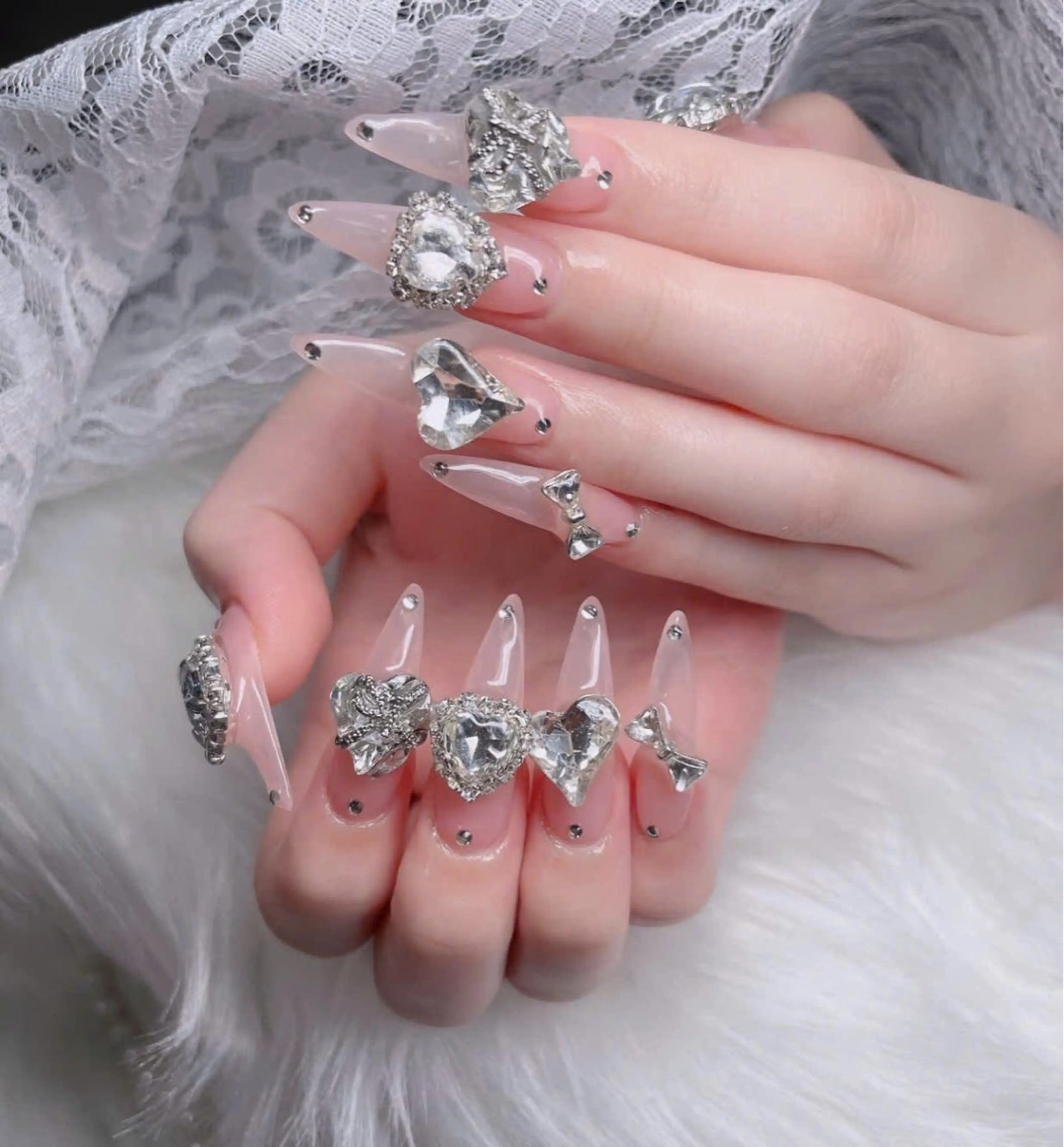 ネイル フレンチネイル ジェルネイル ハロウィン キラキラネイル 韓国ネイル H.baby Nail Salonのネイルデザイン
