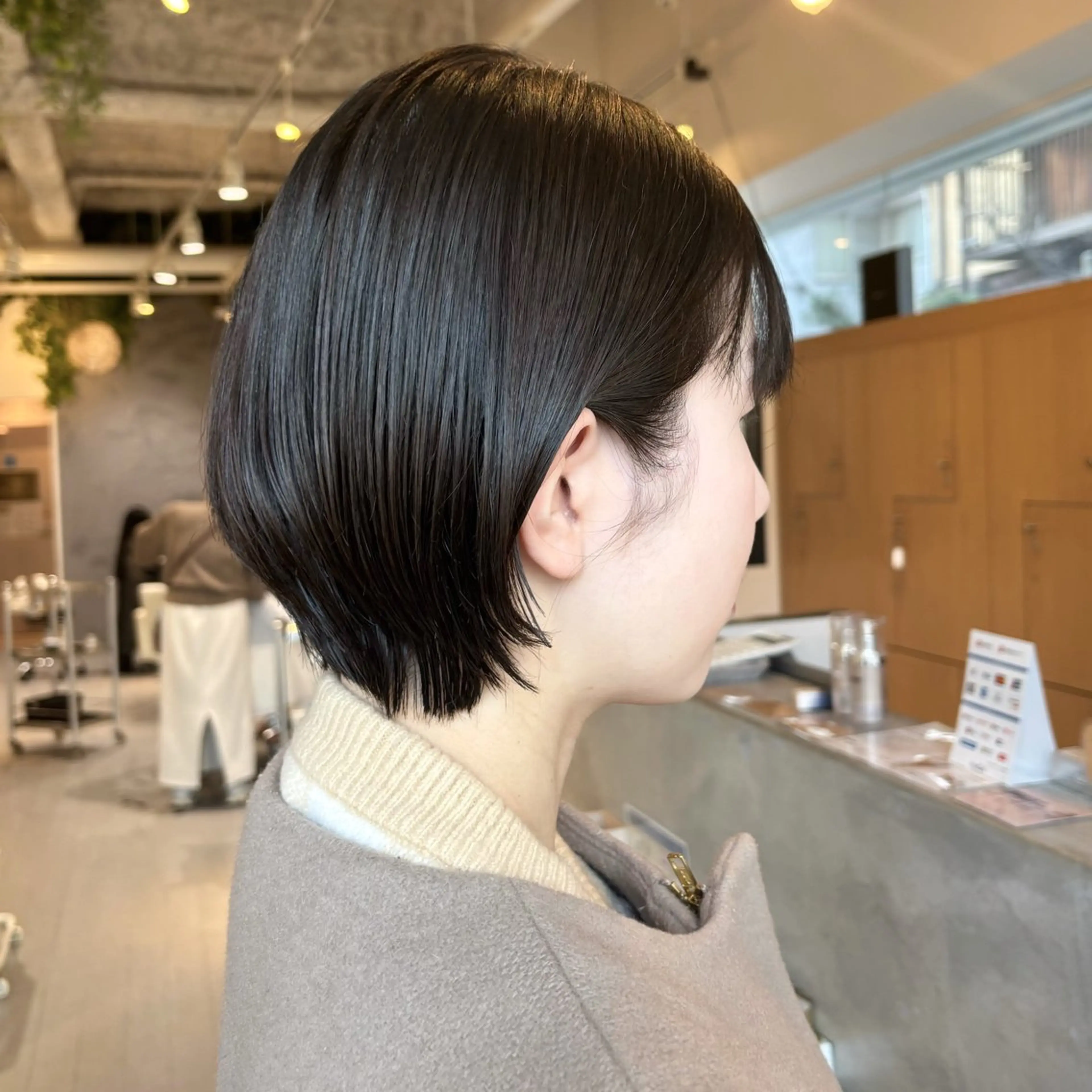 ショート ショートヘア カット MASHU Grandvase所属・めい/透明感カラー /レイヤー/ボブのヘアスタイル