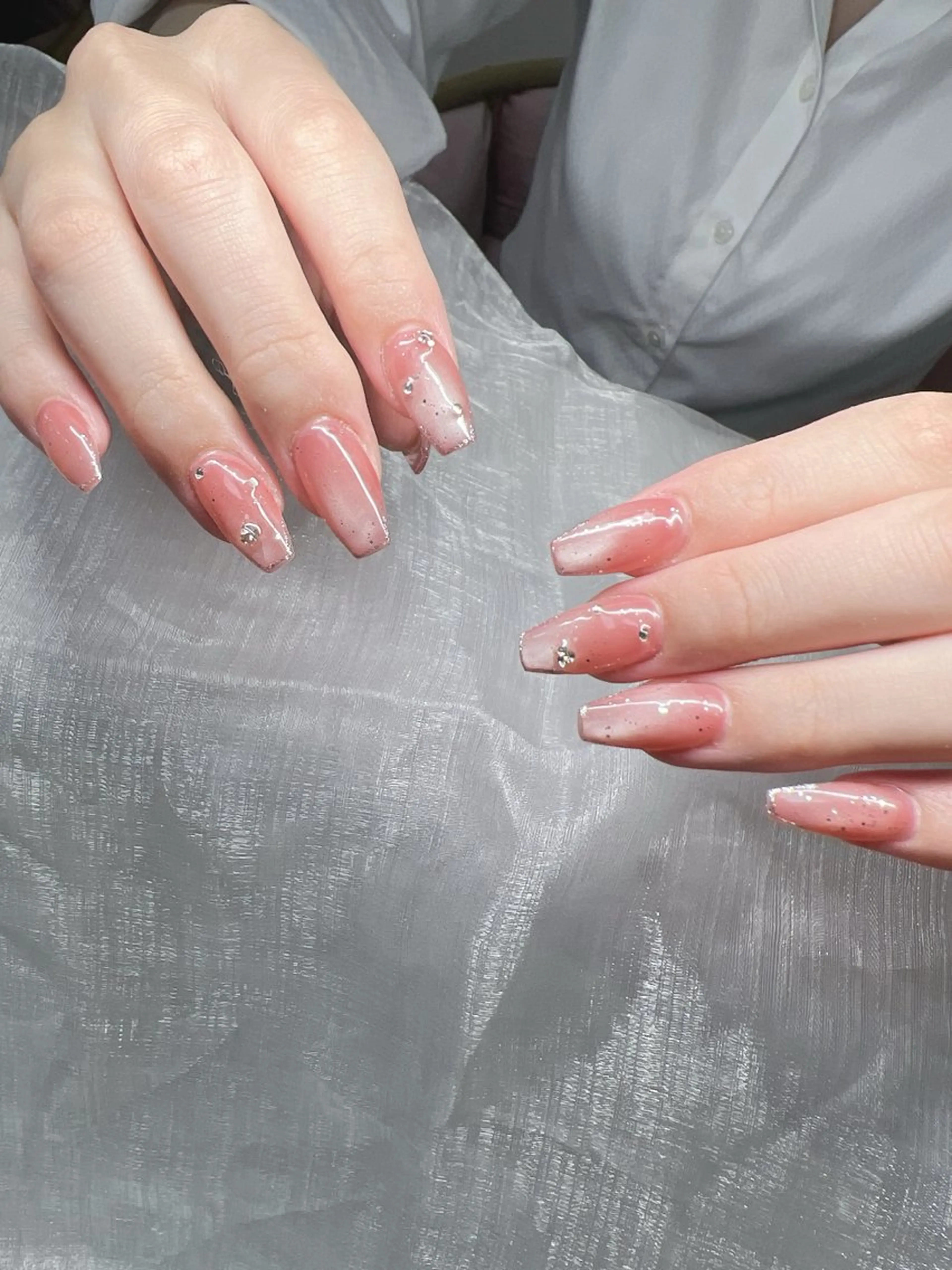 ネイル ハンドネイル Lee Nailsのネイルデザイン