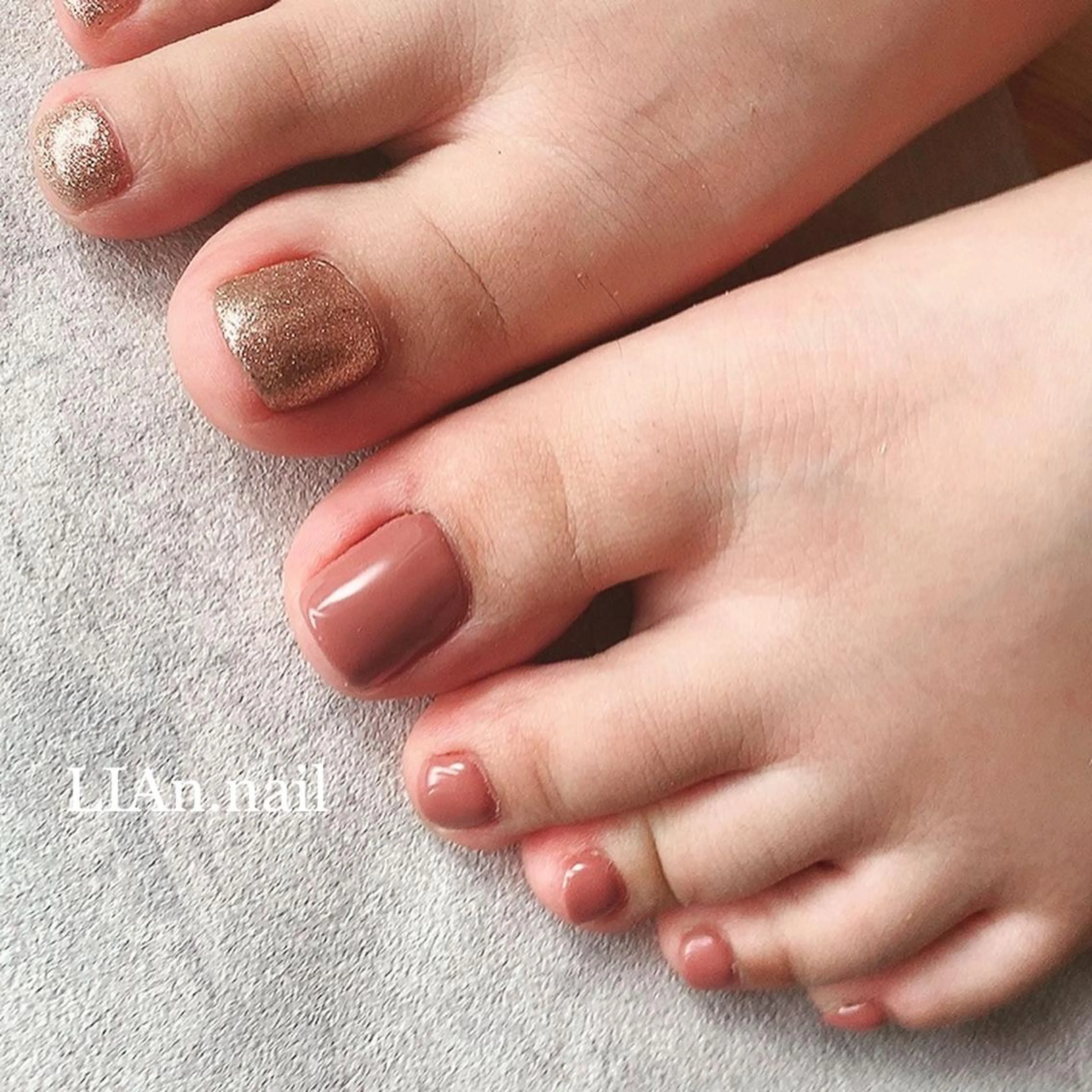 -𝚏𝚘𝚘𝚝 𝚘𝚗𝚎𝚌𝚘𝚕𝚘𝚛-の写真