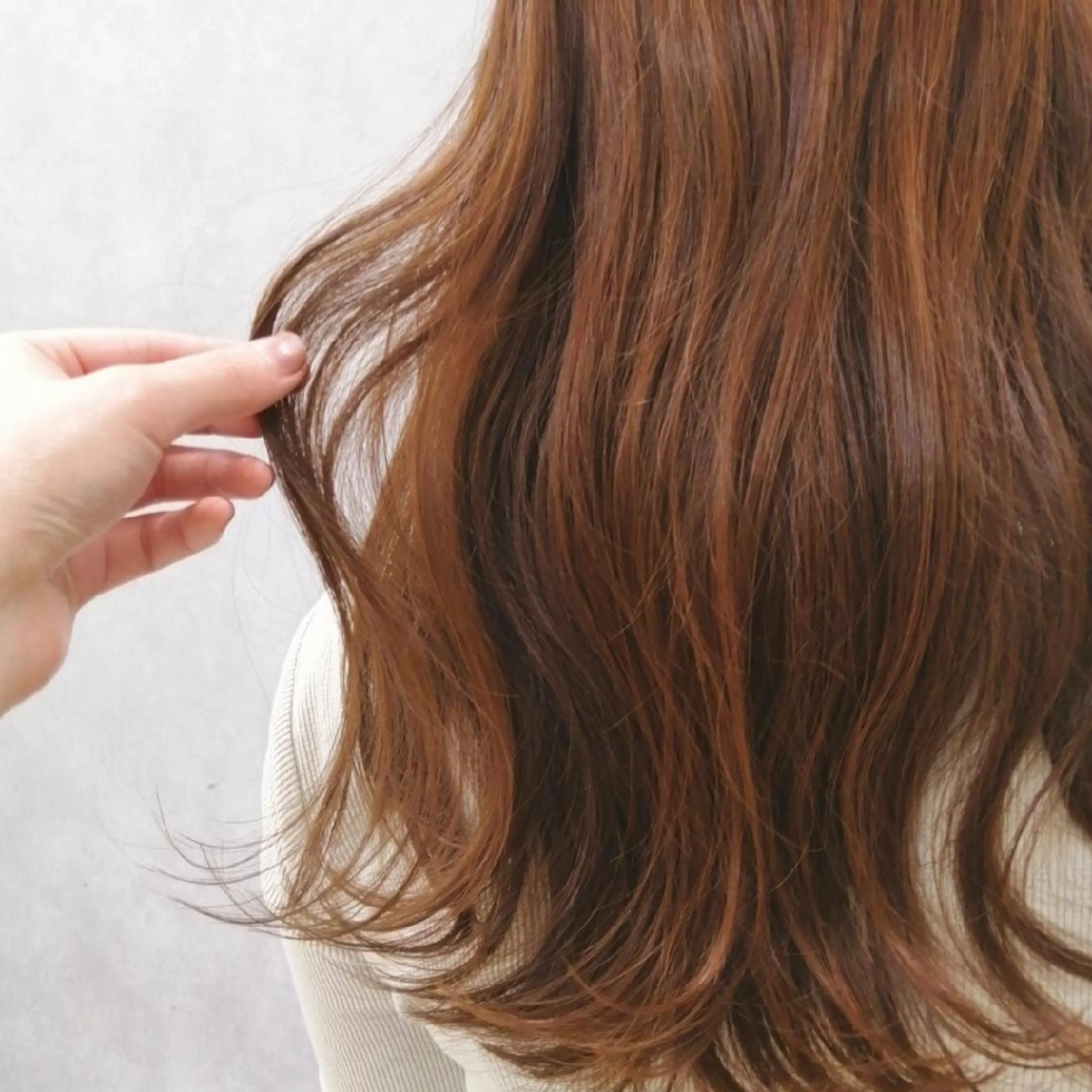 カラー セミロング ブラウンカラー オレンジ オレンジブラウン hase _のヘアスタイル