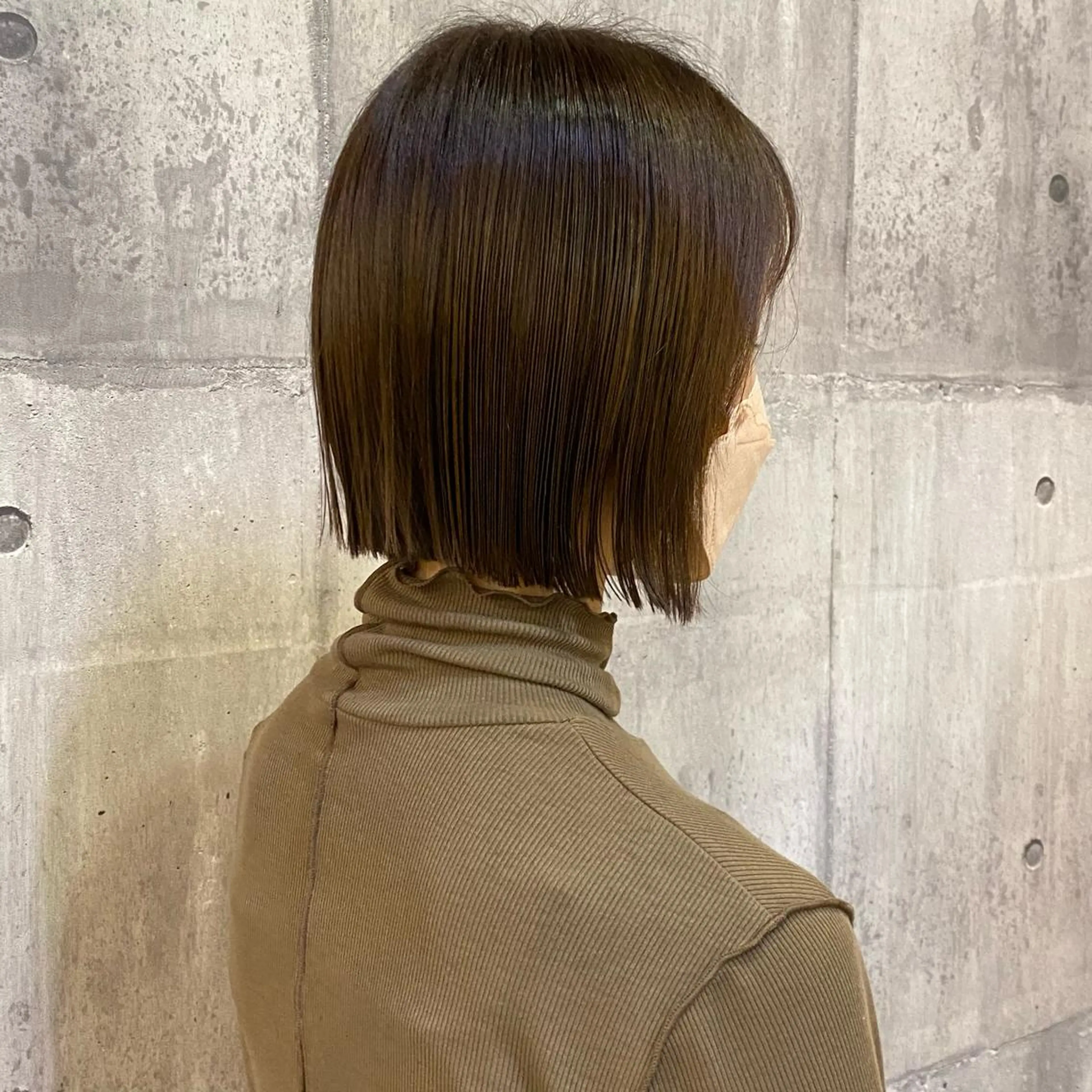 ミディアム カット ヘアカラー トリートメント 比嘉 陽のヘアスタイル