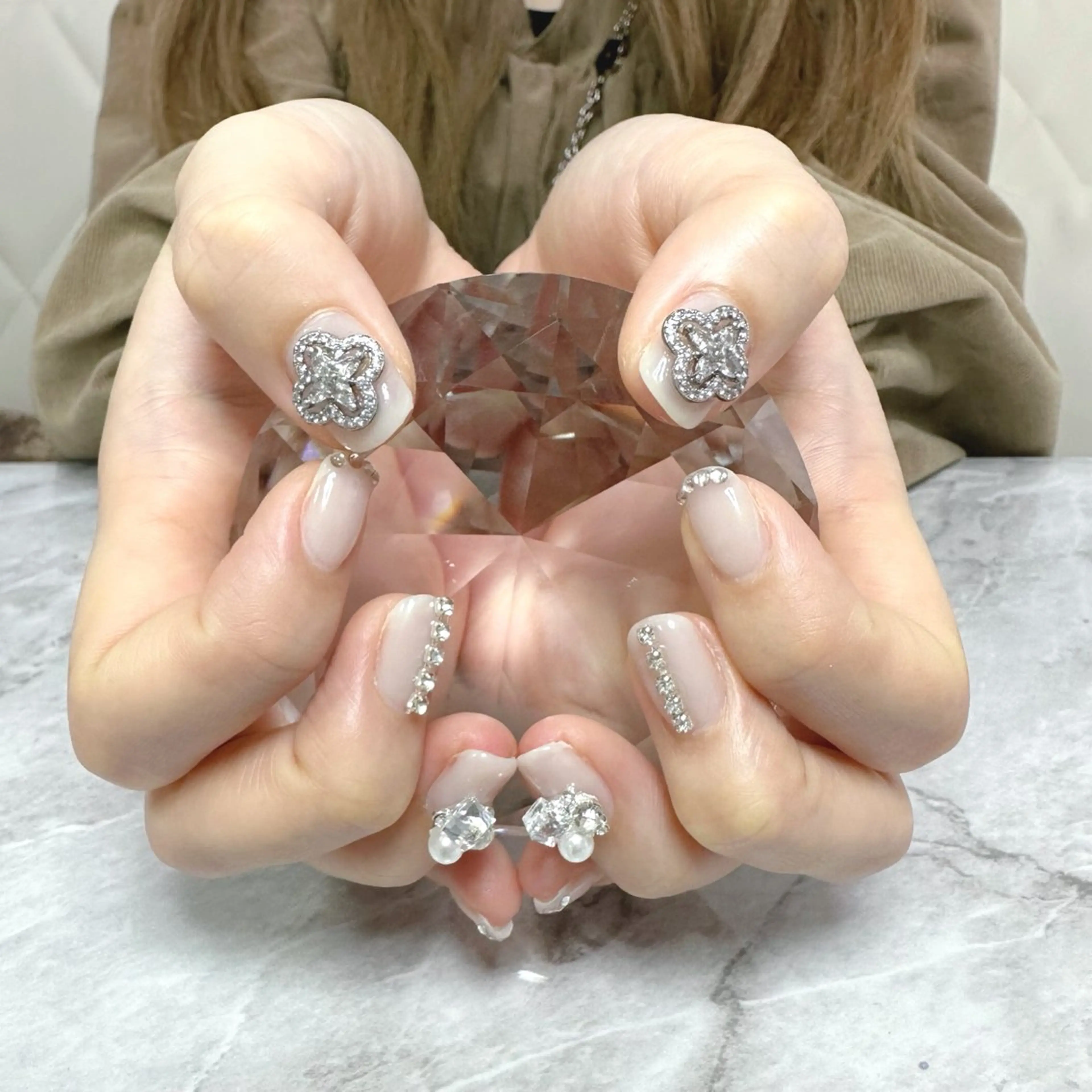 ネイル Lily nailのネイルデザイン