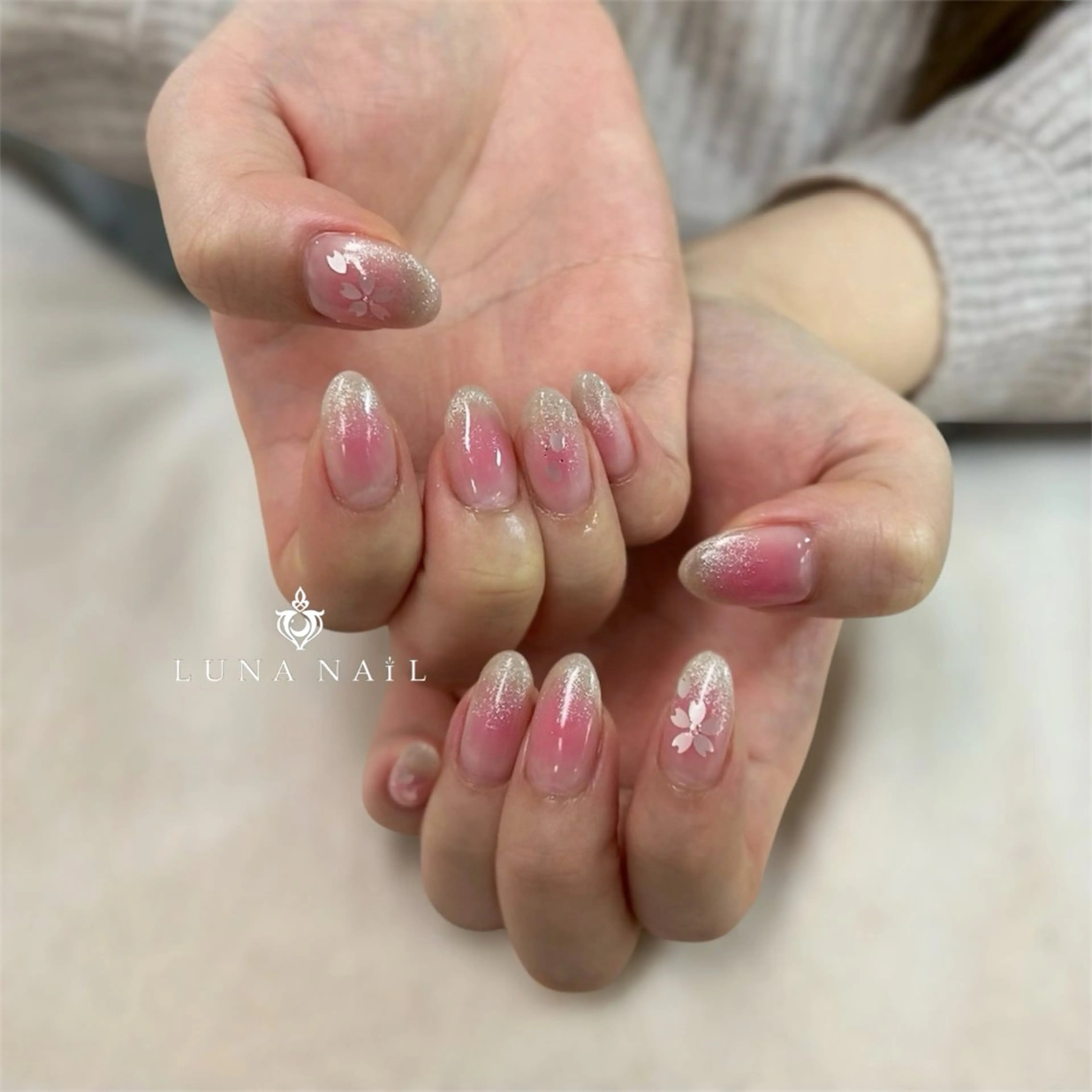 ネイル ハンドネイル アトリエ　ミモザ所属・いまむら あかりのネイルデザイン