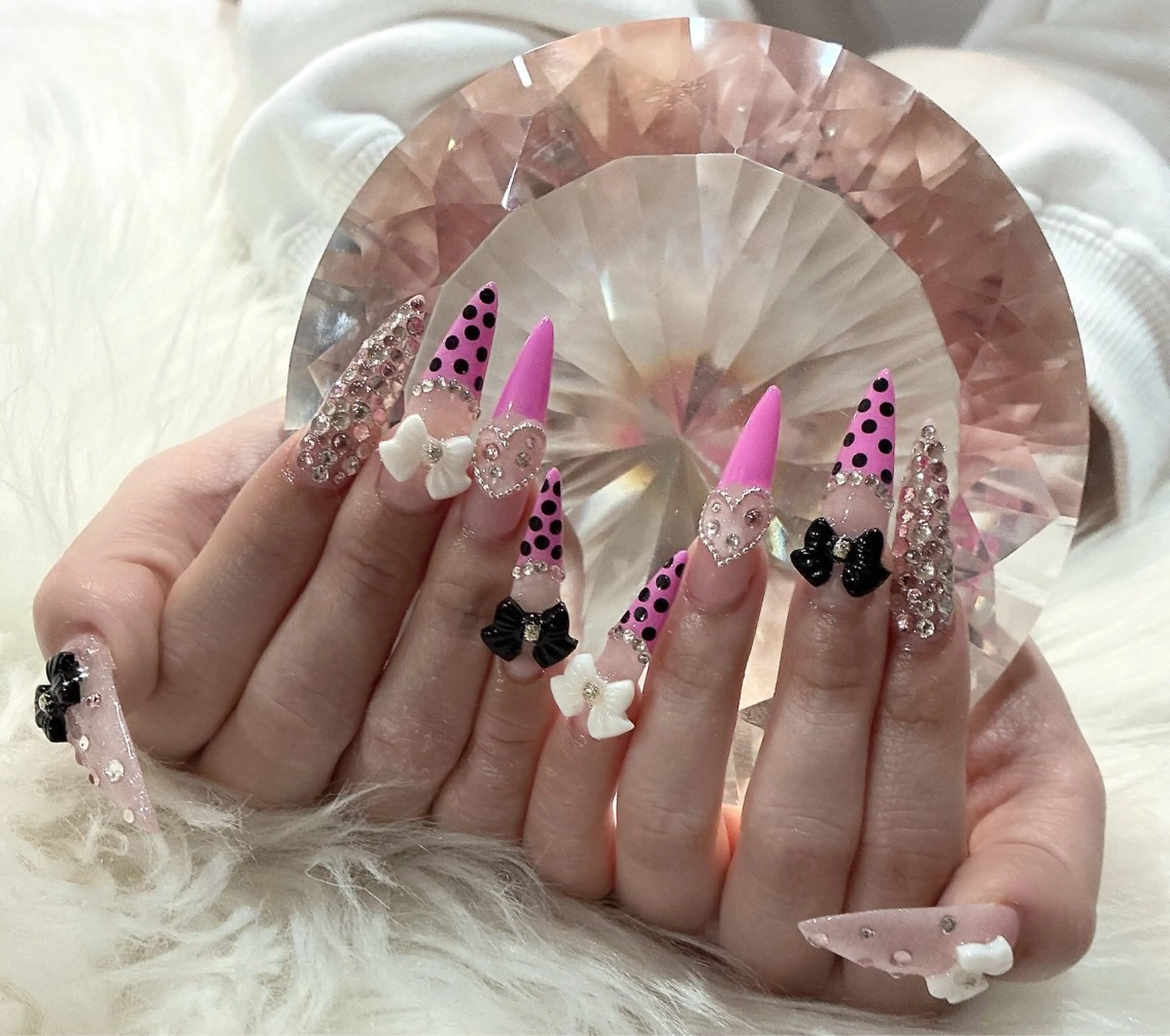 ネイル ハンドネイル LoaChaton kaeのネイルデザイン