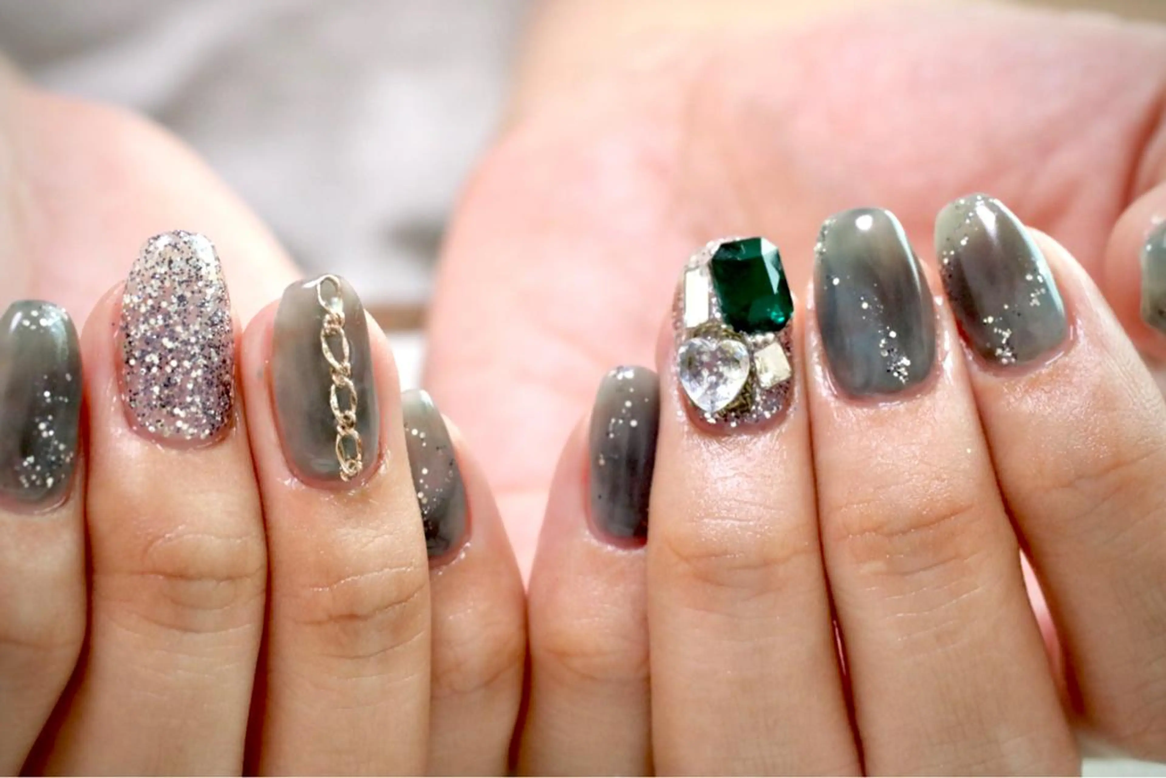 ネイル ハンドネイル MH Nailのネイルデザイン