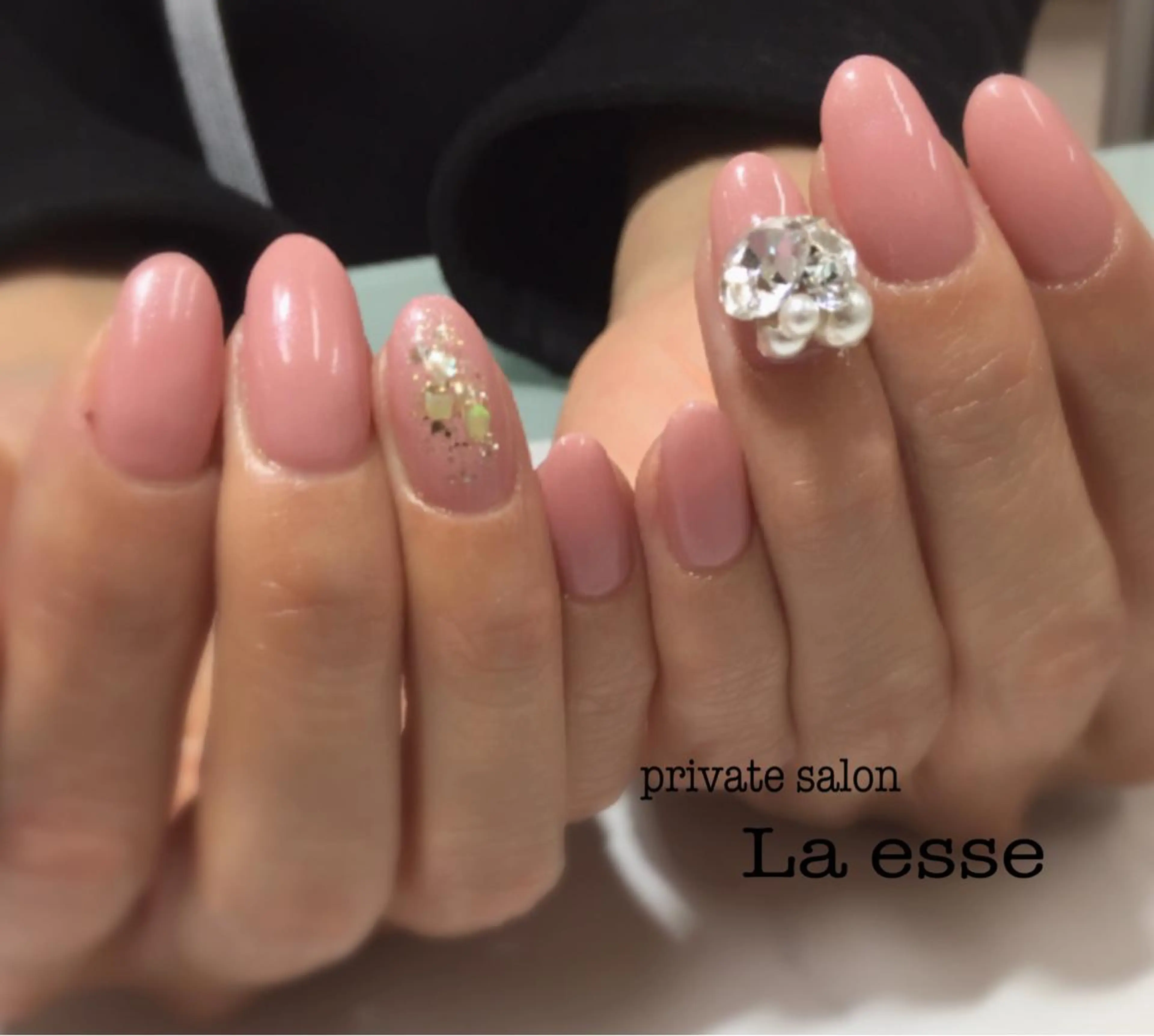 ミディアム ネイル プライベートサロン La esseのネイルデザイン
