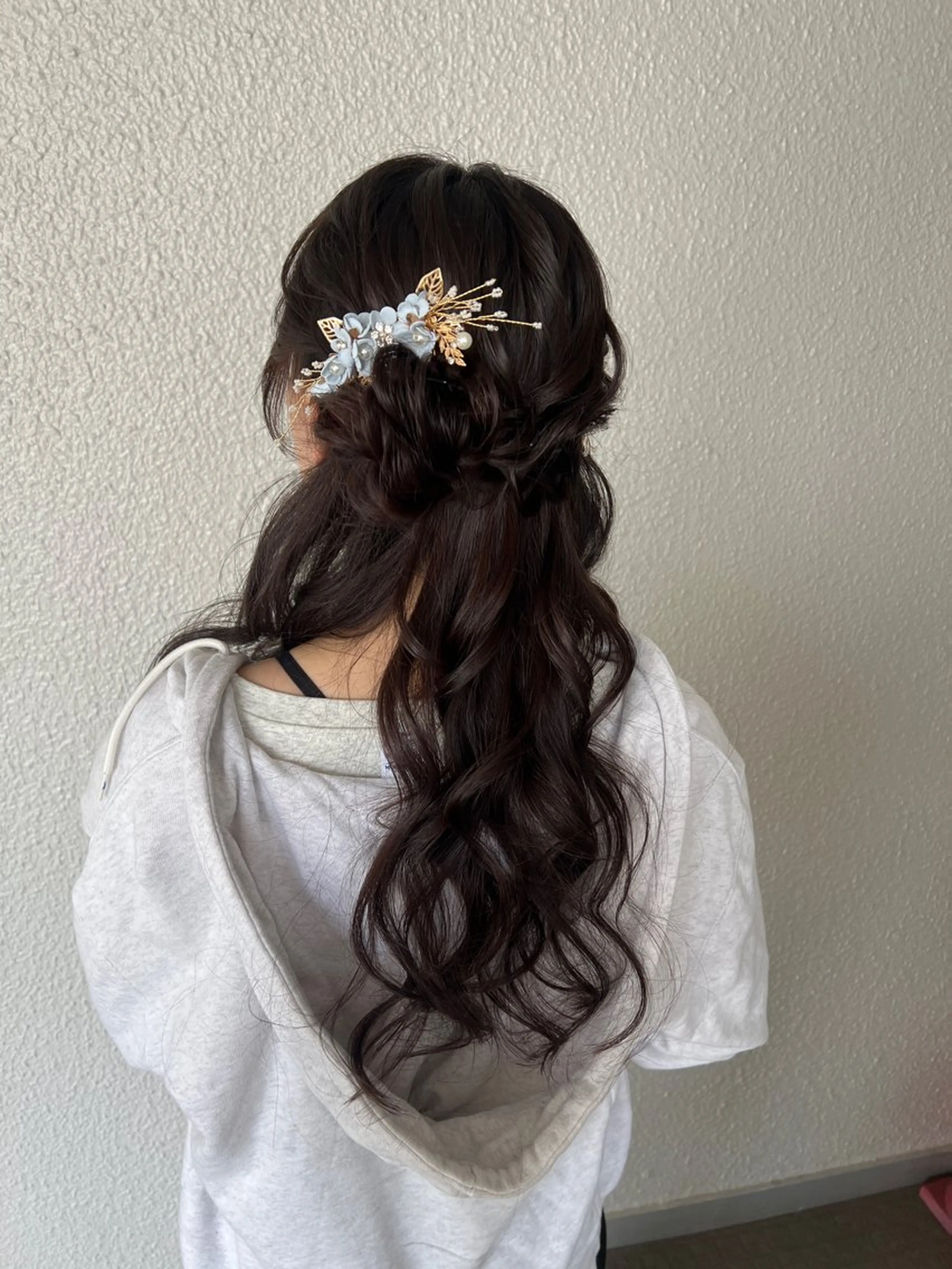 セミロング お団子ヘア ヘアセット 【カメレオン】 しょうた  みくꨄのマツエク・マツパデザイン