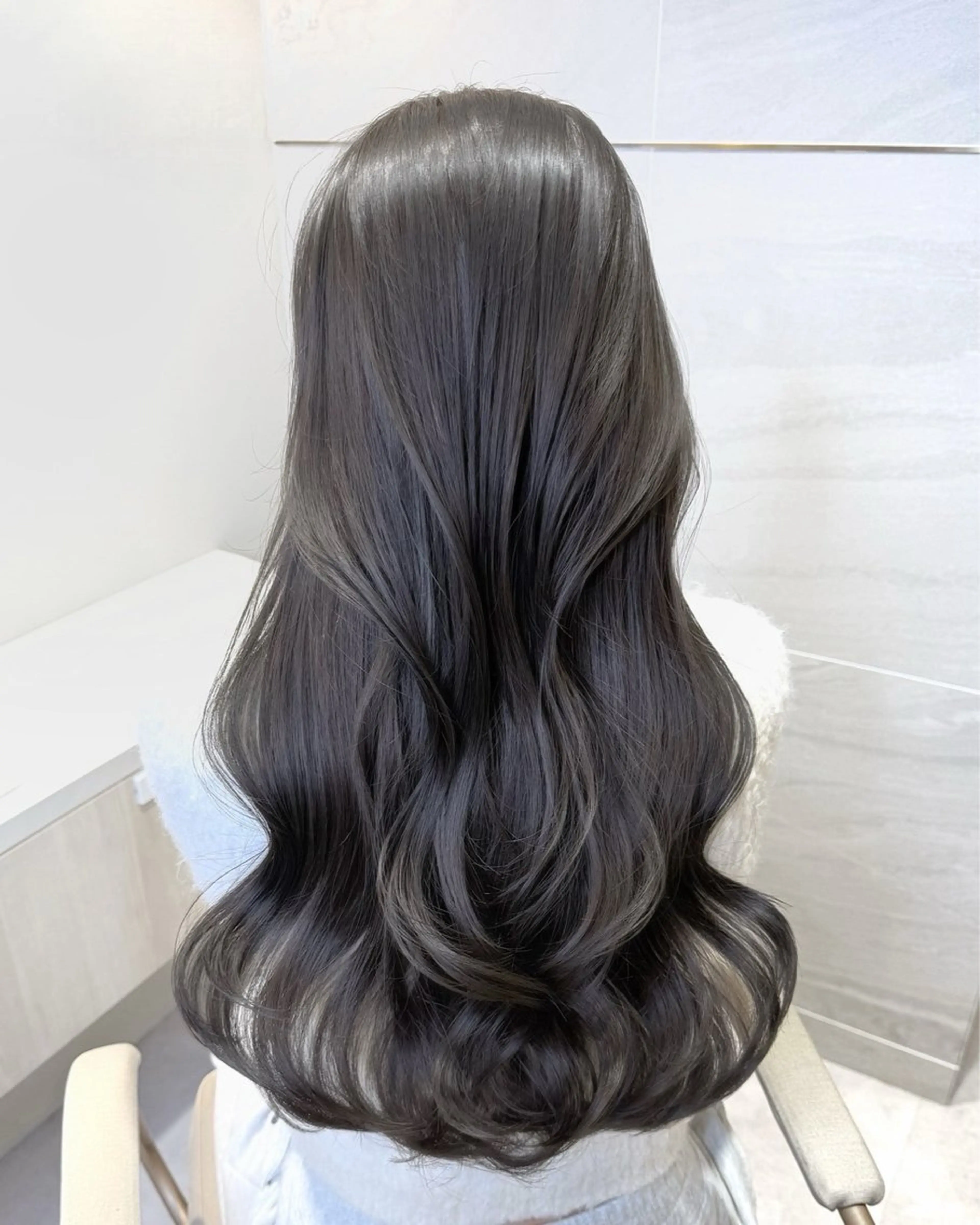 ロング カラー グレージュ イルミナカラー シアーグレージュ カット ヘアカラー トリートメント 透明感カラー🌿 グレージュ🐺陽介のヘアスタイル