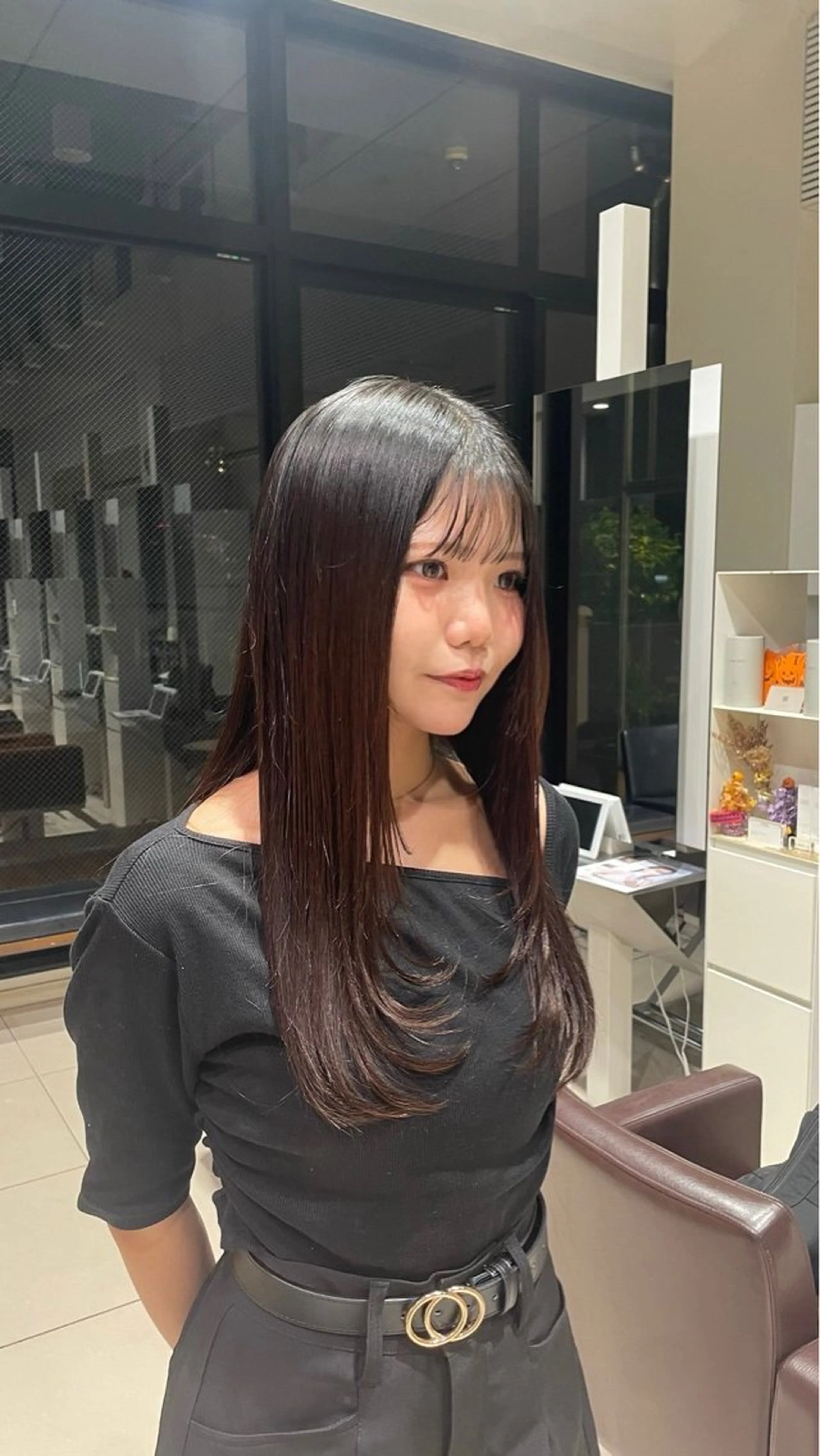 ロング 顔周りカット レイヤーカット 小池 夏生のヘアスタイル