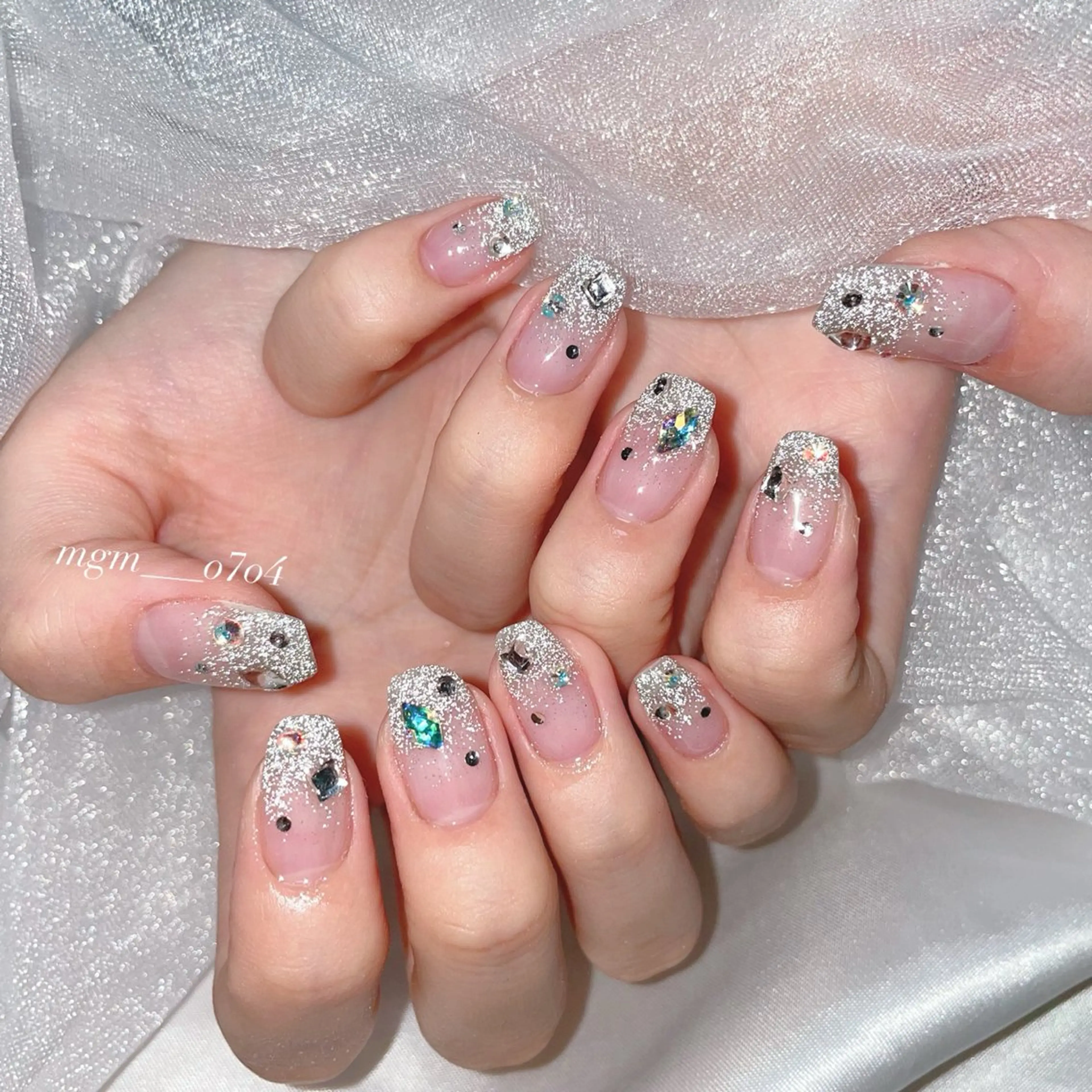 ネイル ハンドネイル ハンドケア MoON...❤︎ MeGuのネイルデザイン