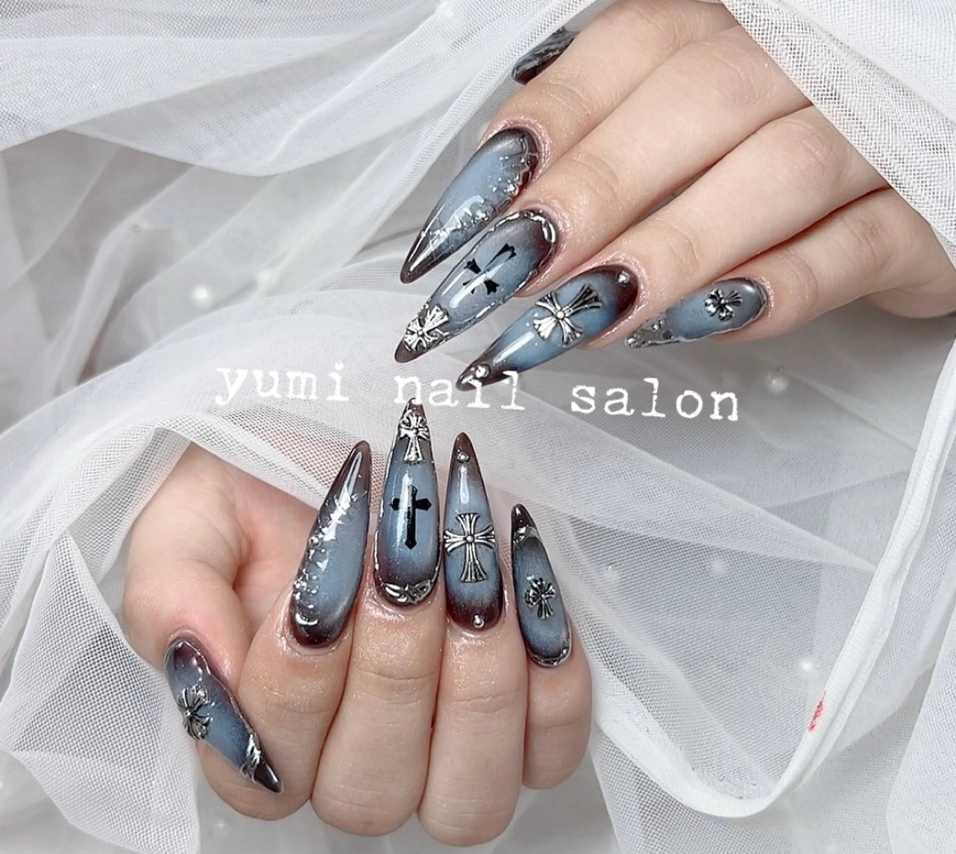 ネイル ハンドネイル 𝐲𝐮𝐦𝐢🎀 長さ出しデザイン専門のネイルデザイン