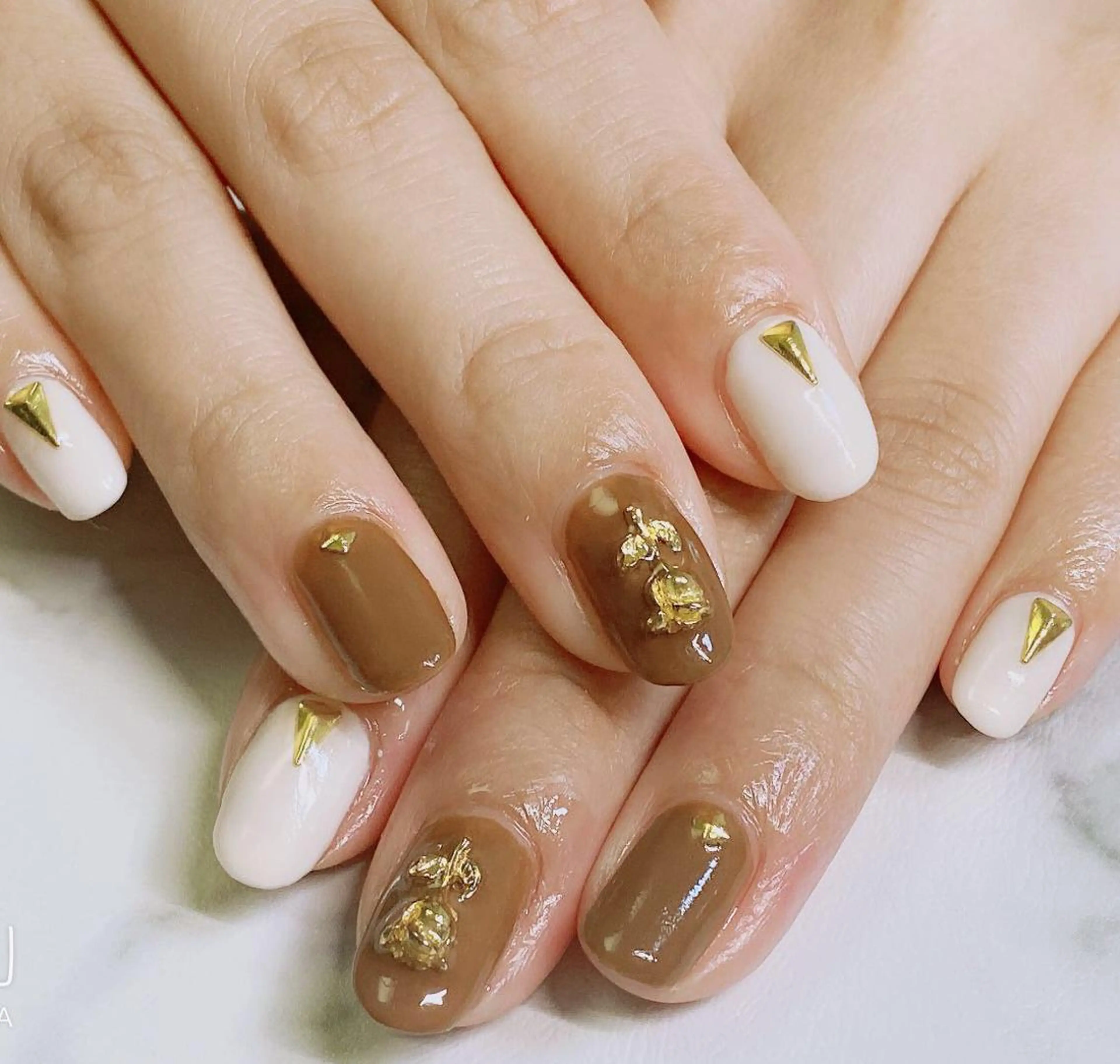 ネイル ハンドネイル ネイルサロンエクラ 🫧Shizukaのネイルデザイン