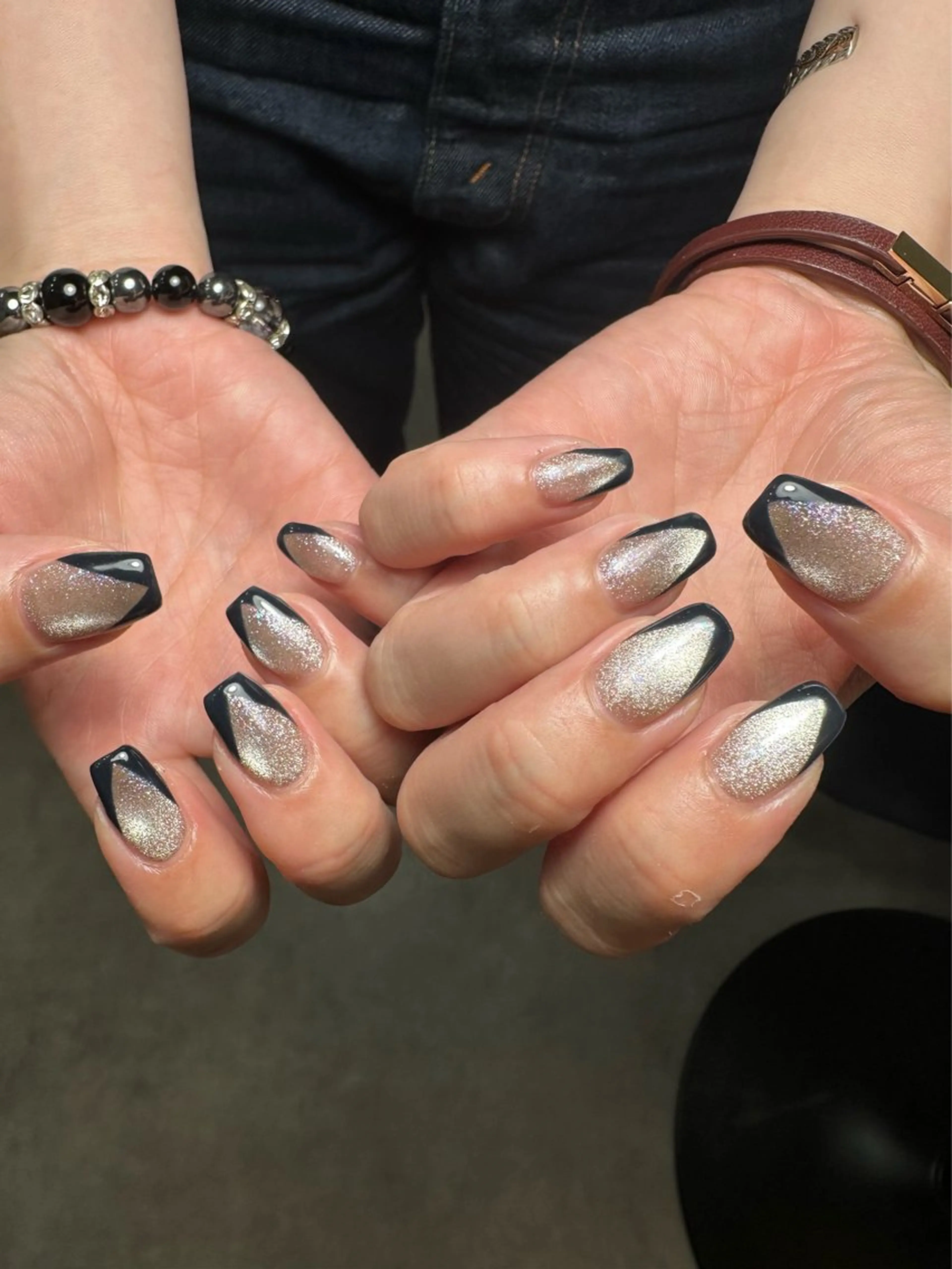 ネイル フレンチネイル マグネットネイル マグネットフレンチ ATELIERHARLOW所属・nailist MOEのネイルデザイン