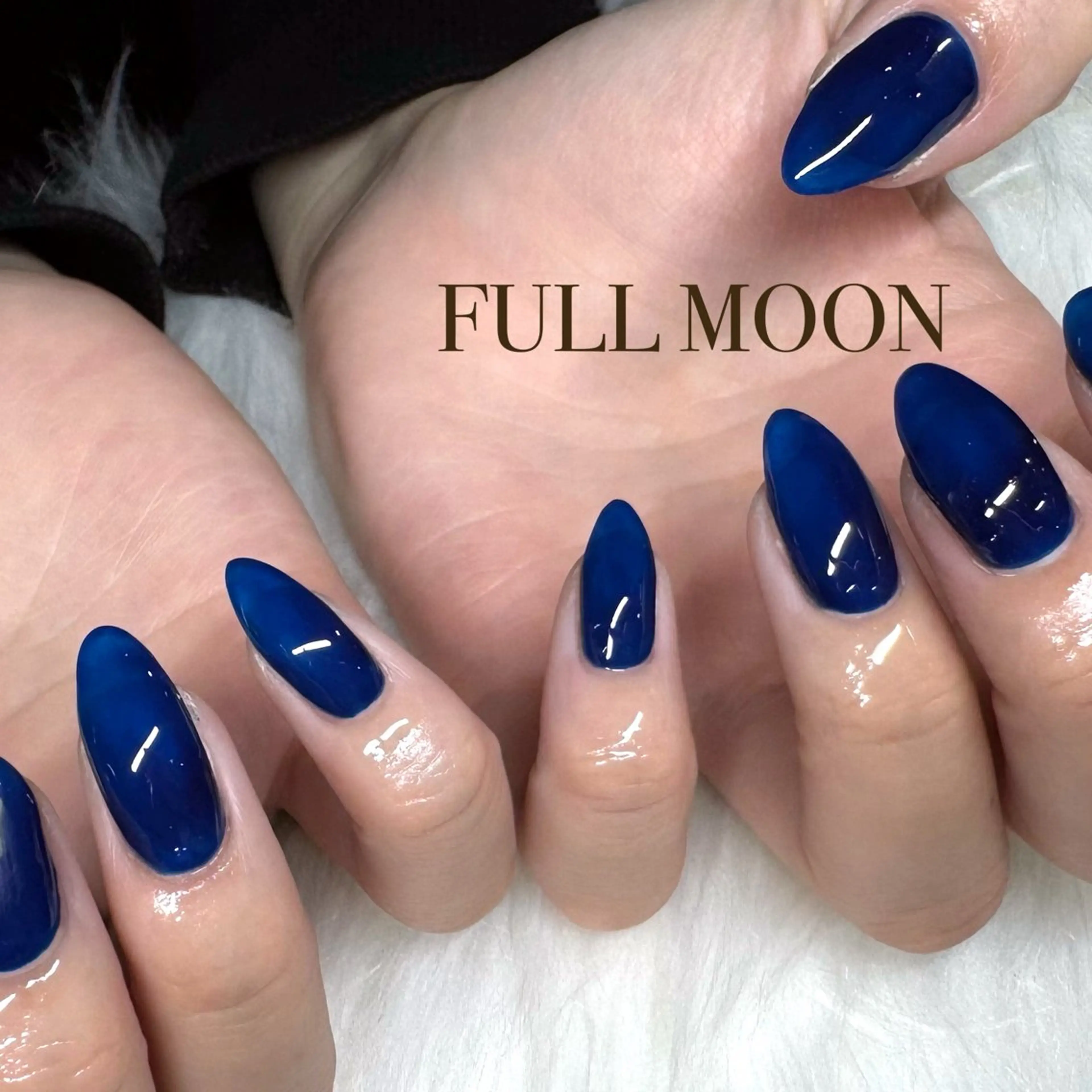 ネイル ハンドネイル FULL MOONのネイルデザイン