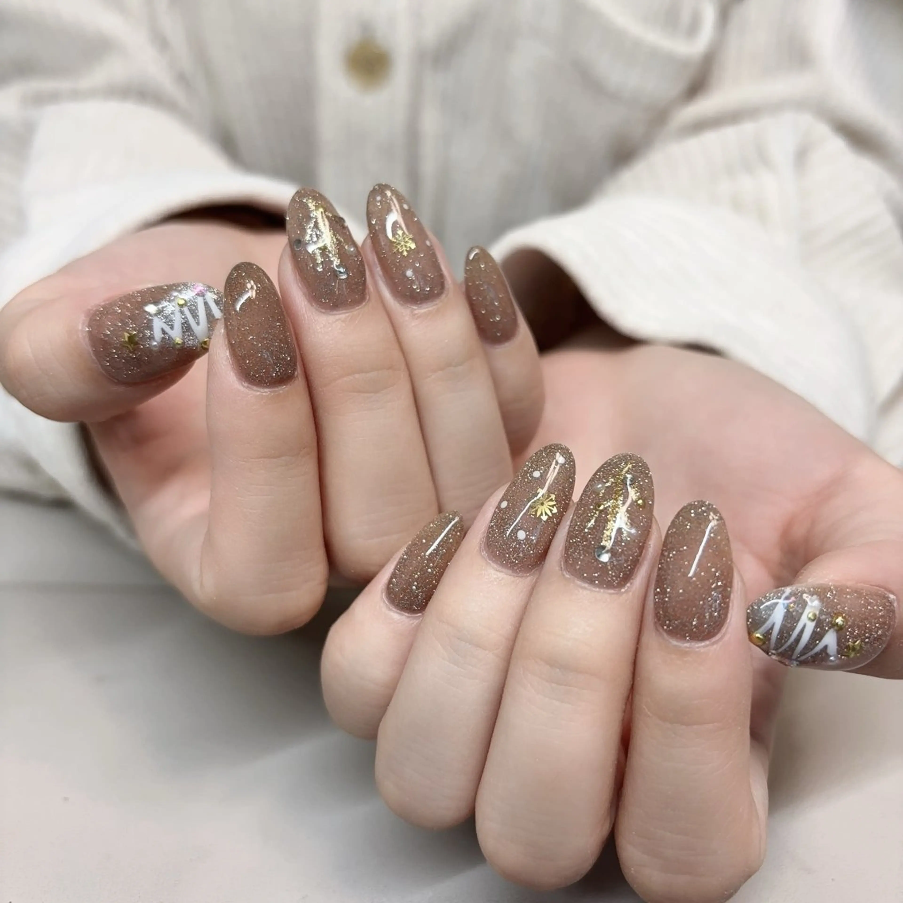 ネイル アニマル柄 アートネイル オーロラネイル べっ甲ネイル ブラウン ハンドネイル Rika Nail ellaのネイルデザイン