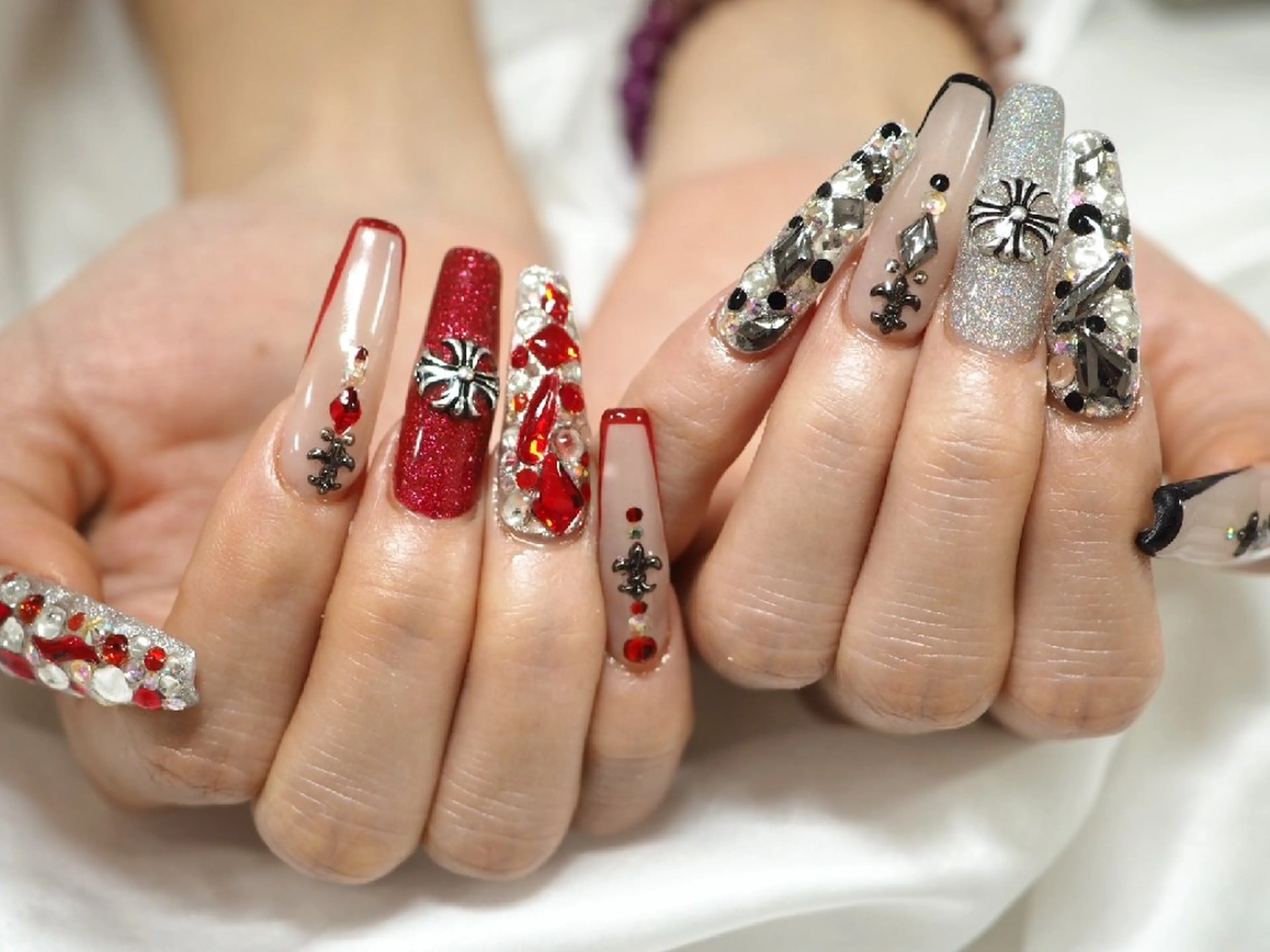 ネイル ハンドネイル 岡林 優美のネイルデザイン